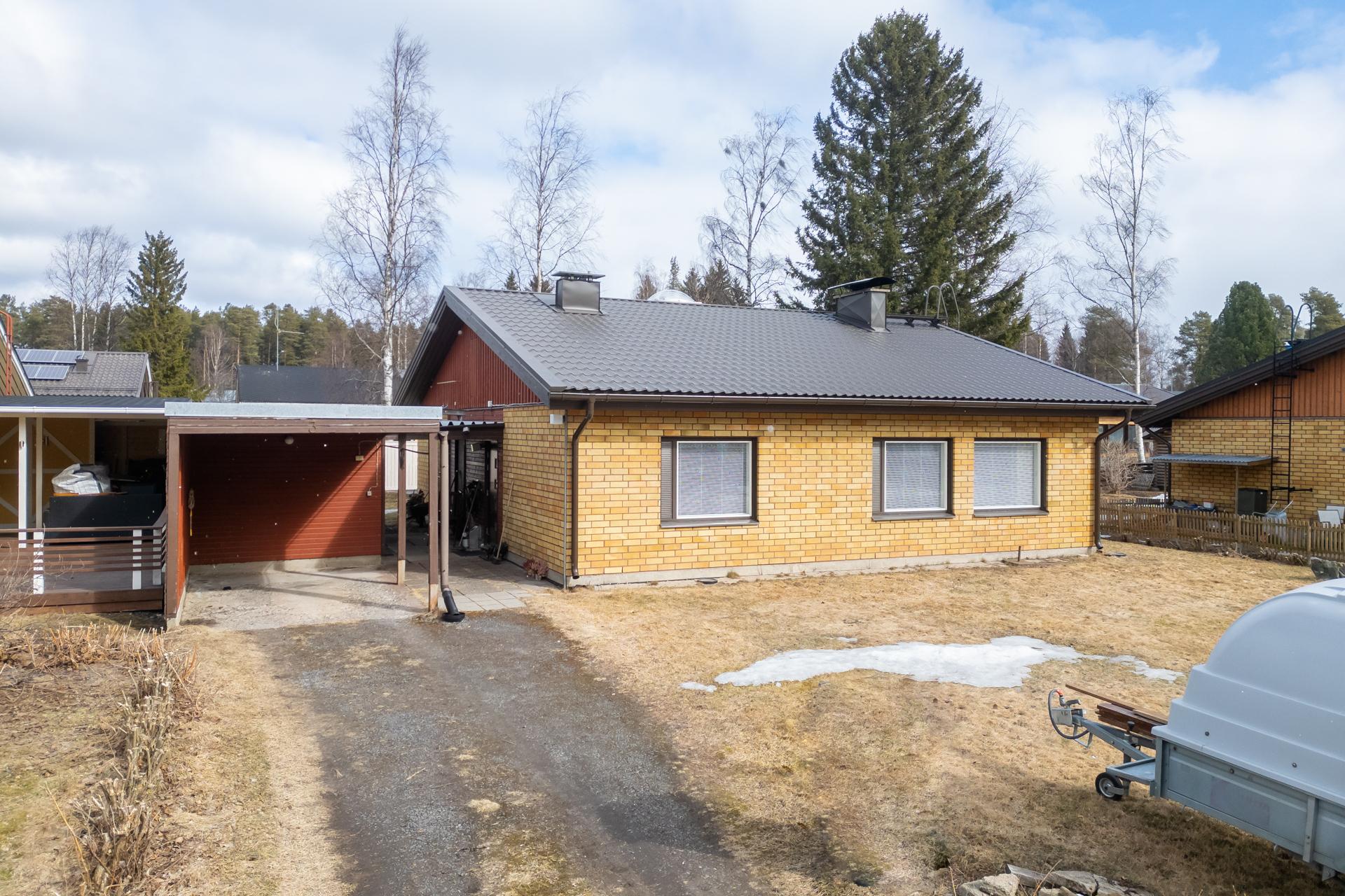 Kissapöllönkuja 3, Kuivasjärvi, Oulu