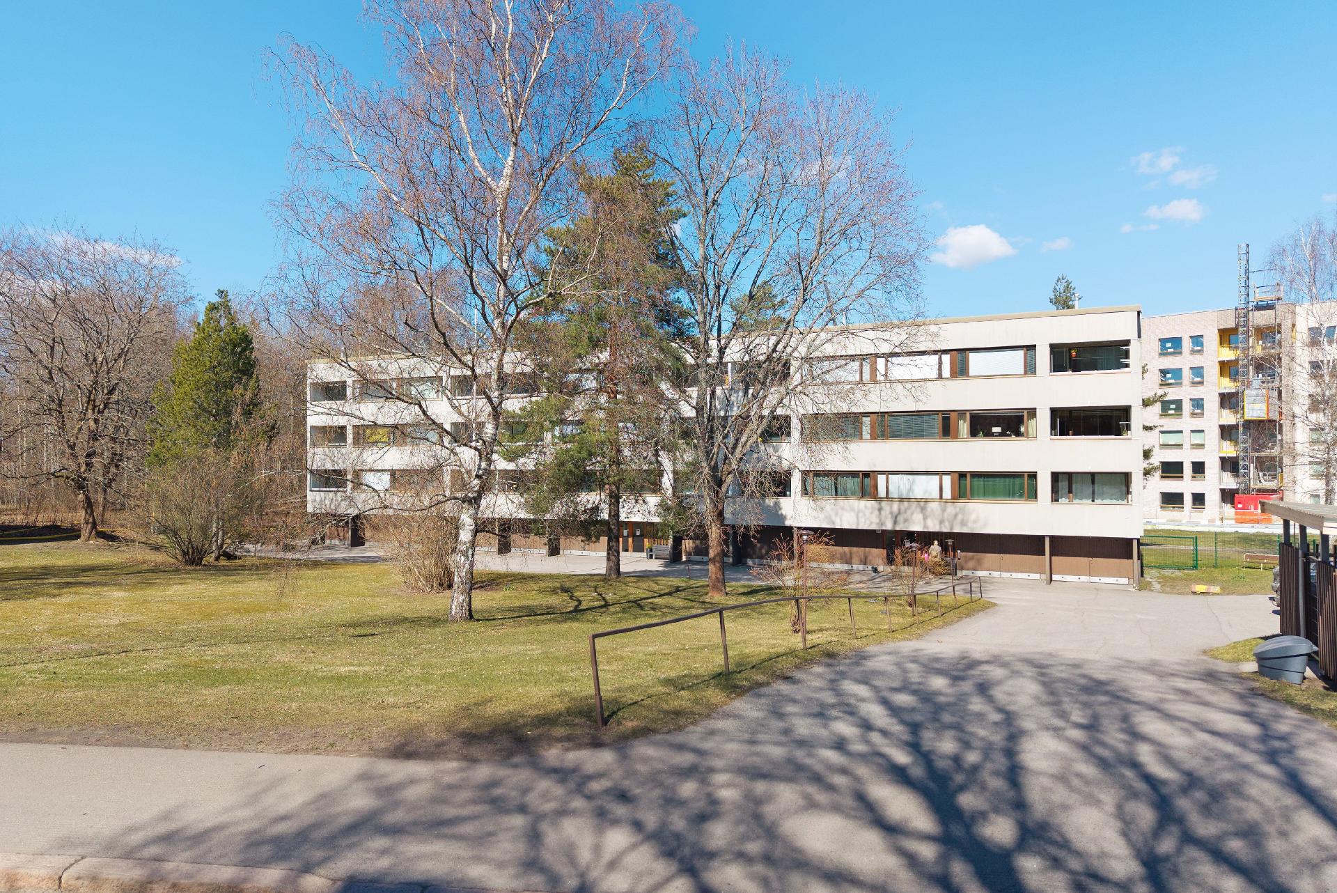 Riihipellontie 3, Konala, Helsinki