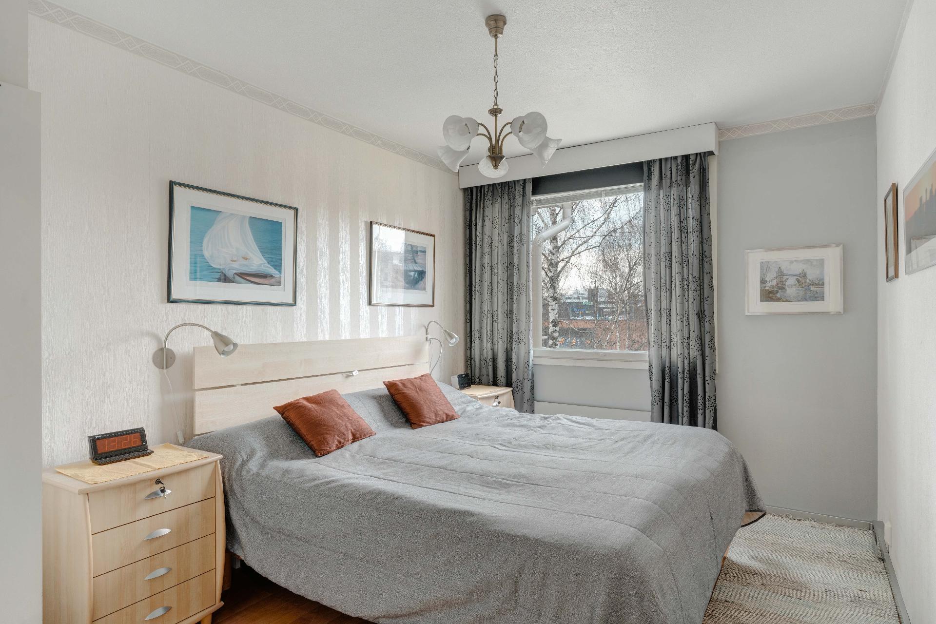 Kivivuorenkuja 2, Martinlaakso, Vantaa