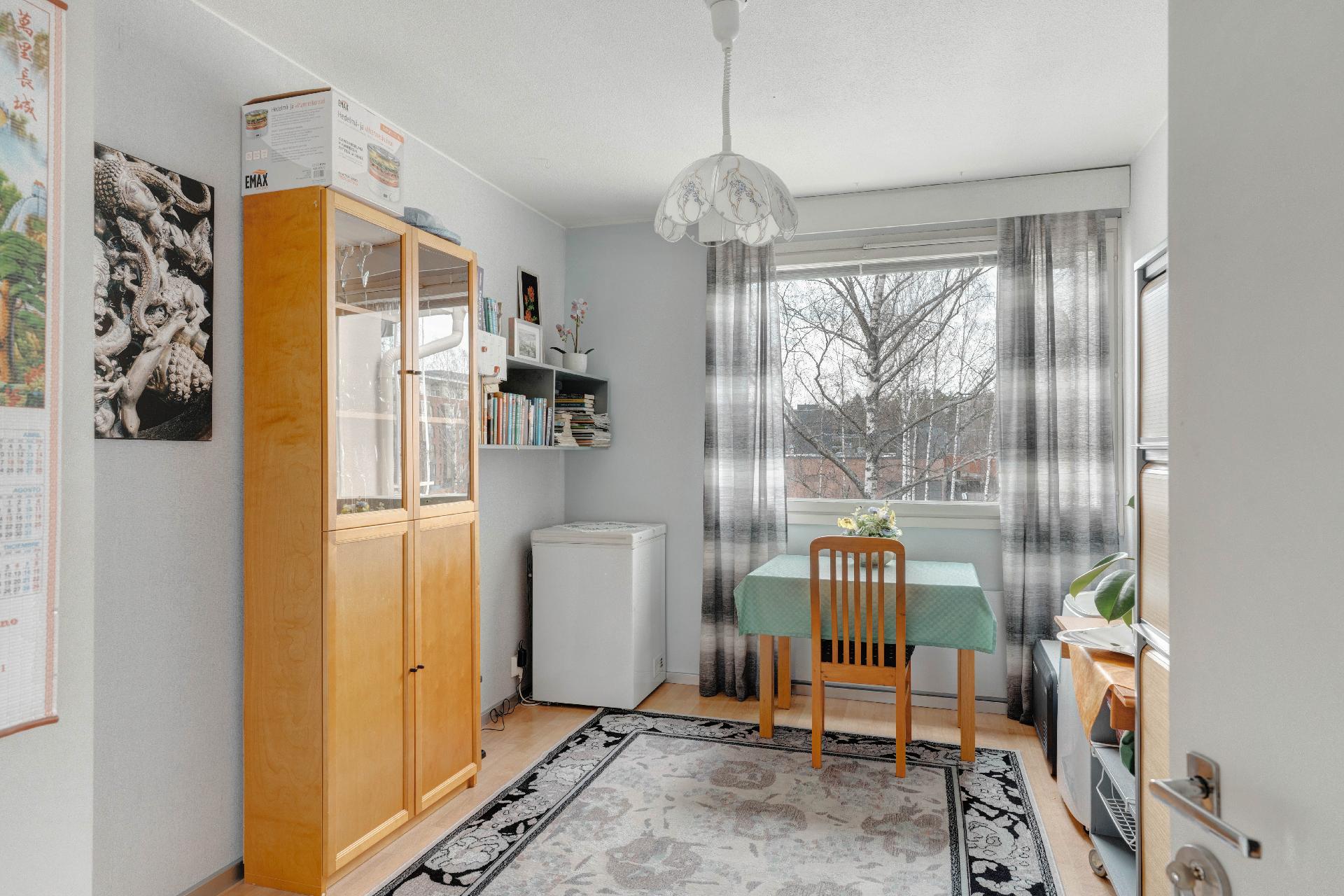 Kivivuorenkuja 2, Martinlaakso, Vantaa