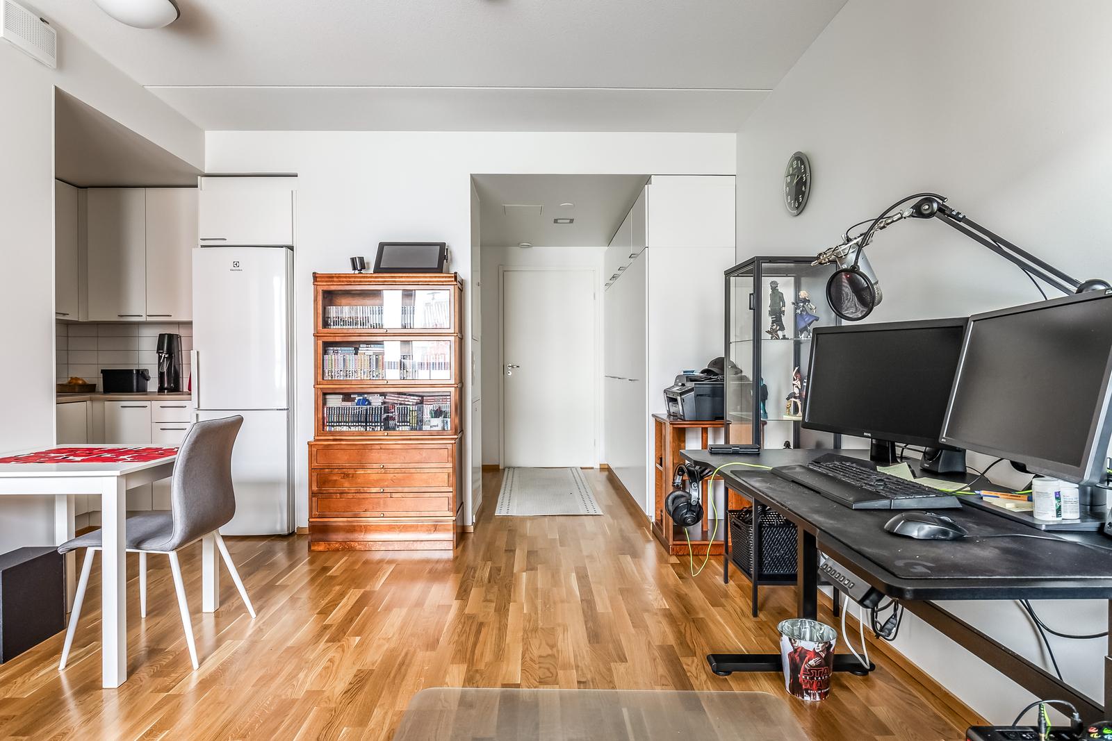 Messuportinkatu 4, Lehtoniemi, Kuopio