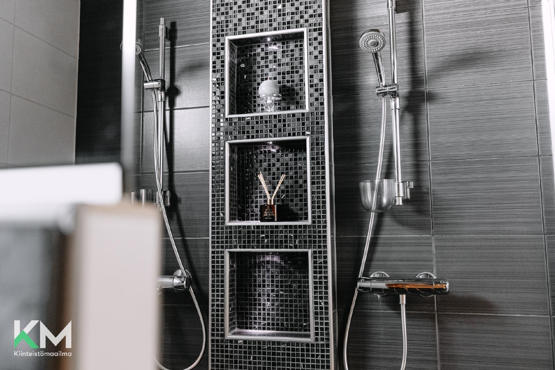 Aadolfinkatu 11, Kärki, Seinäjoki