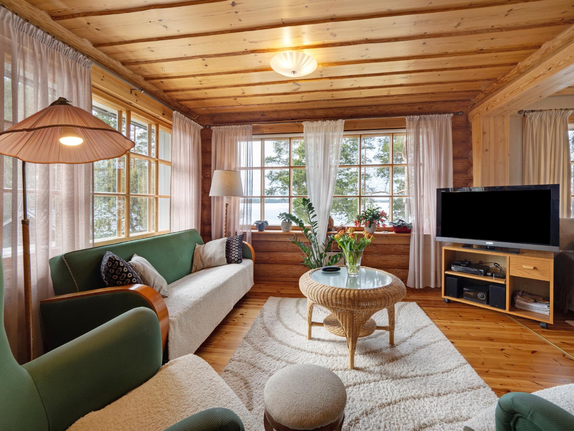 Viuruntie 9, Viuruniemi, Outokumpu