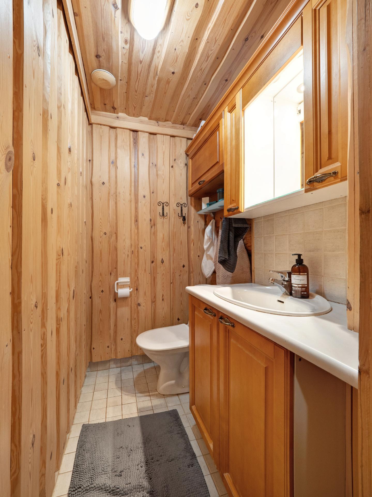 Viuruntie 9, Viuruniemi, Outokumpu