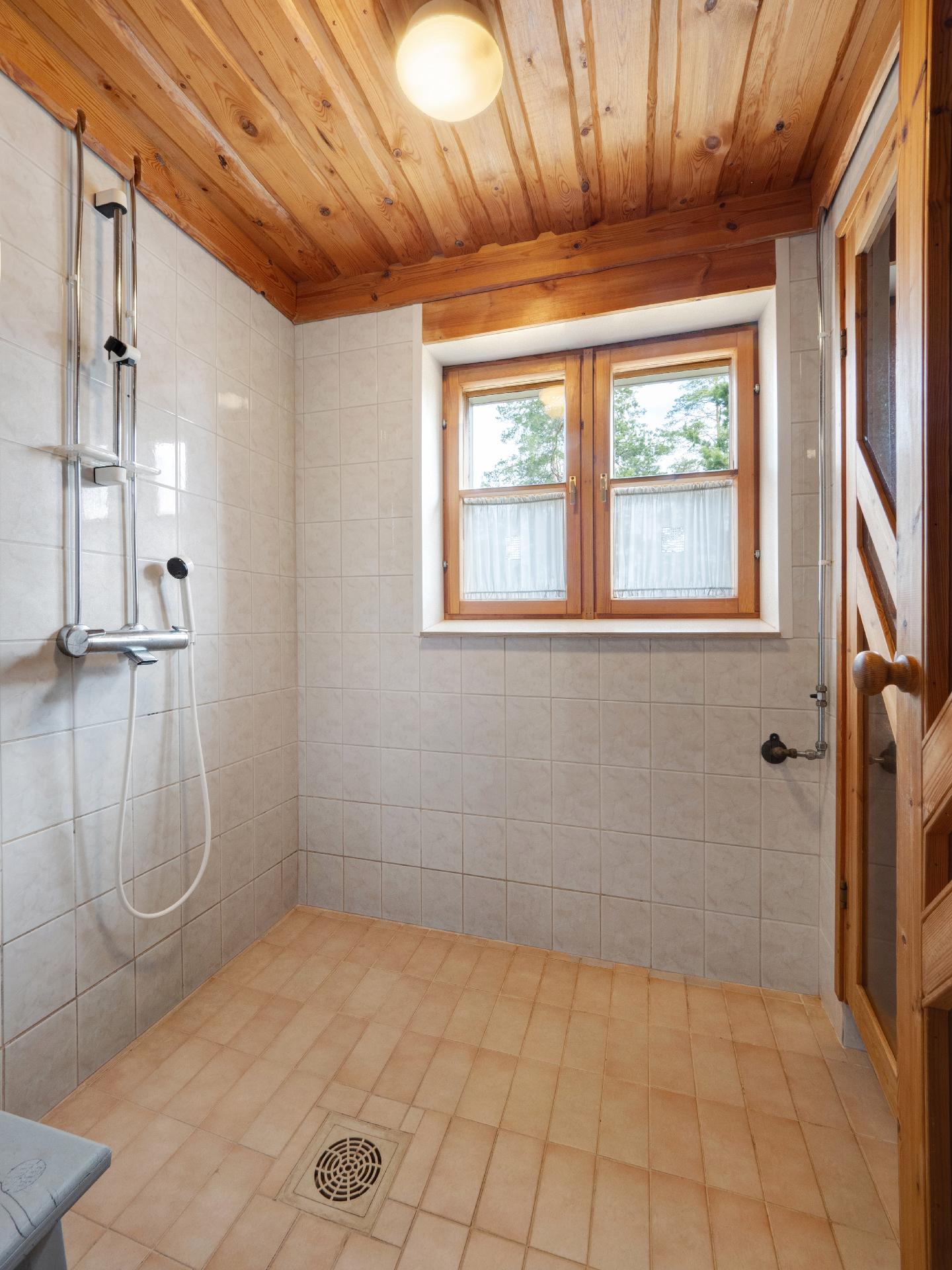 Viuruntie 9, Viuruniemi, Outokumpu