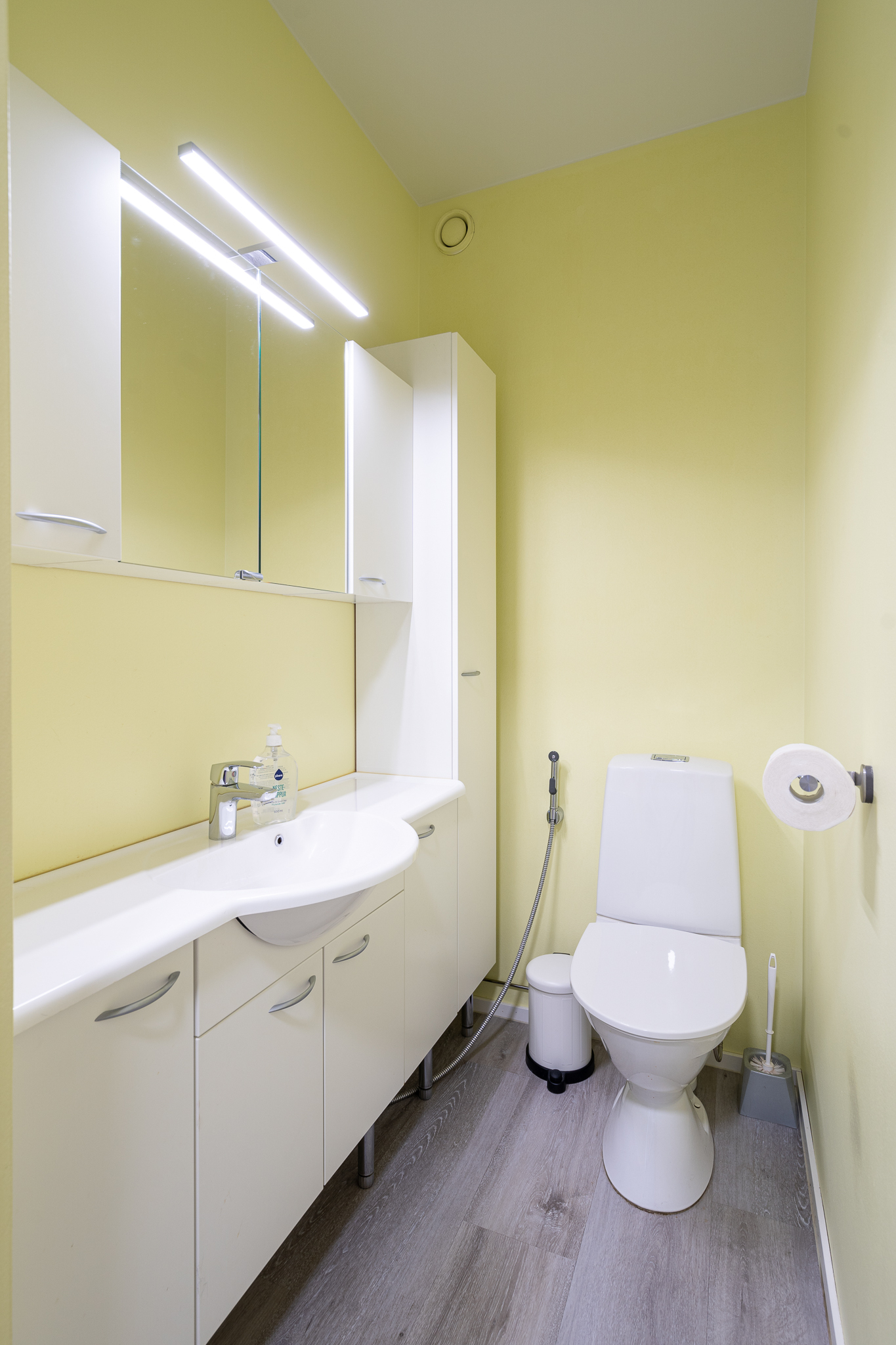 Erillinen wc