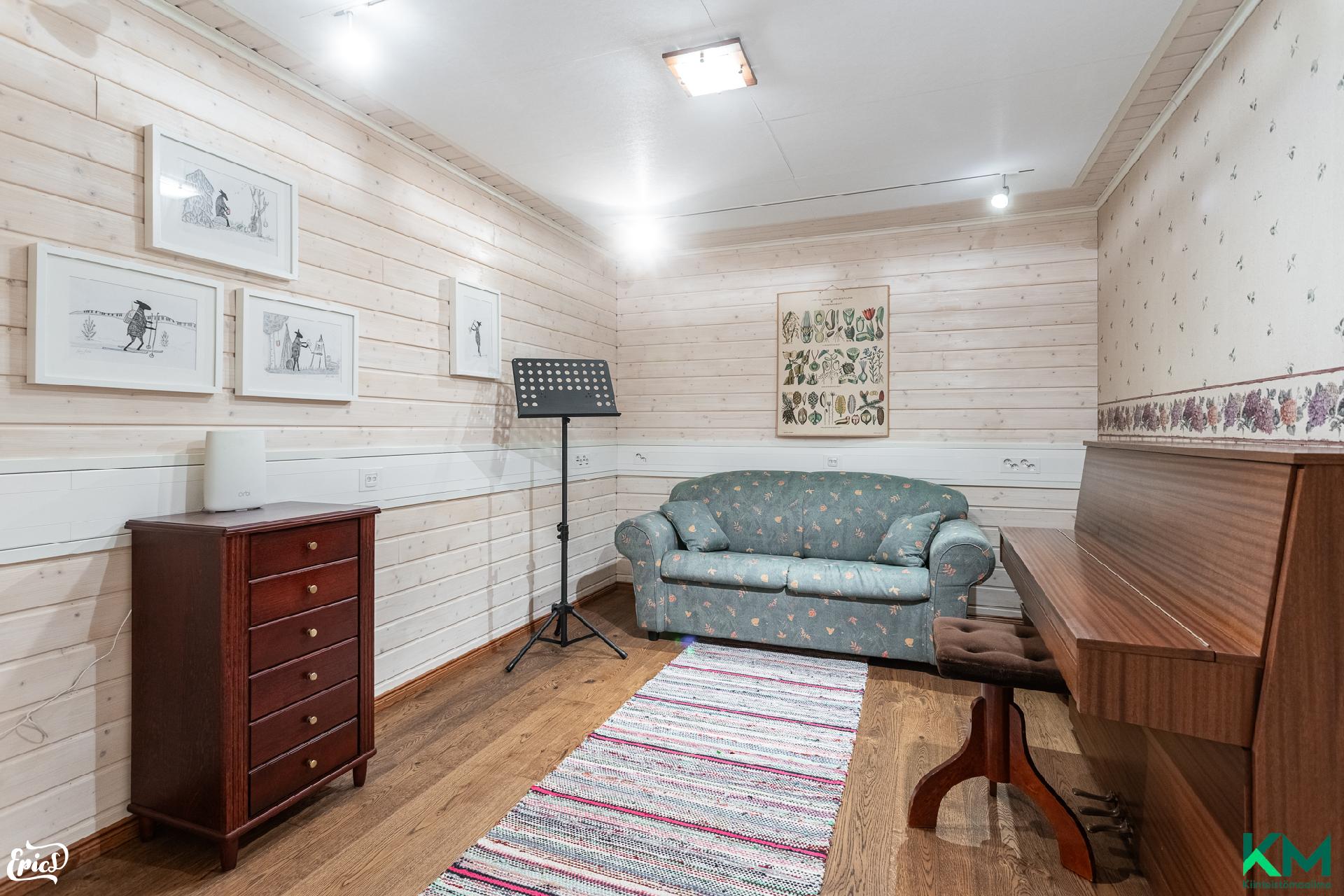 Ainontie 1, Kirkonkylä, Vesilahti