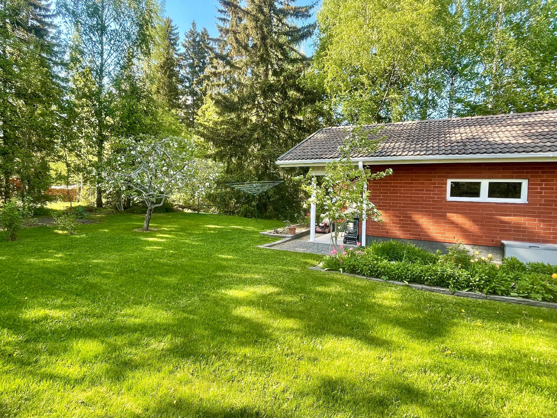Ainontie 1, Kirkonkylä, Vesilahti