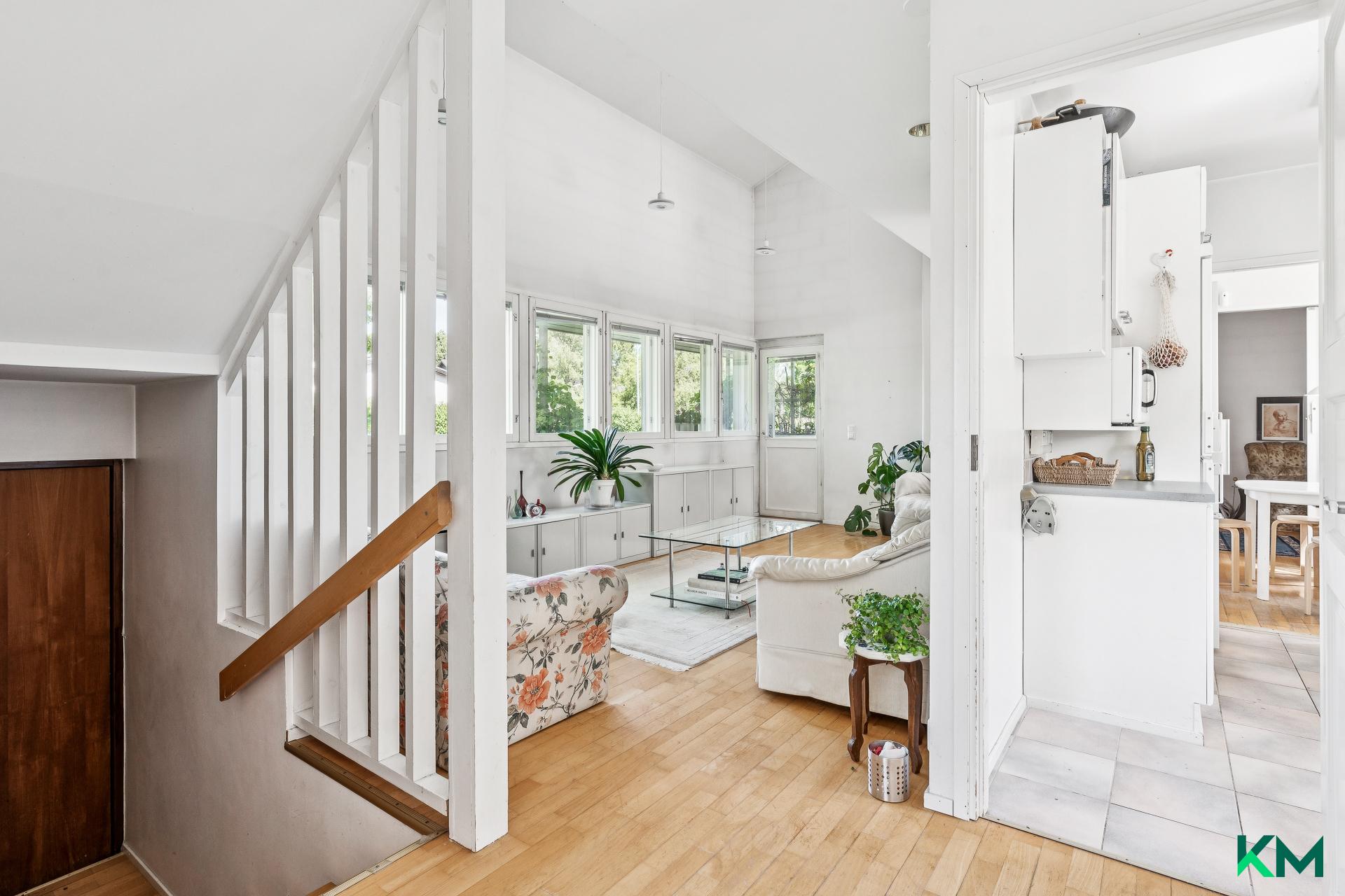 Viikingintie 21, Vartiokylä, Helsinki