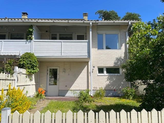Ylästöntie 25, Pakkala, Vantaa