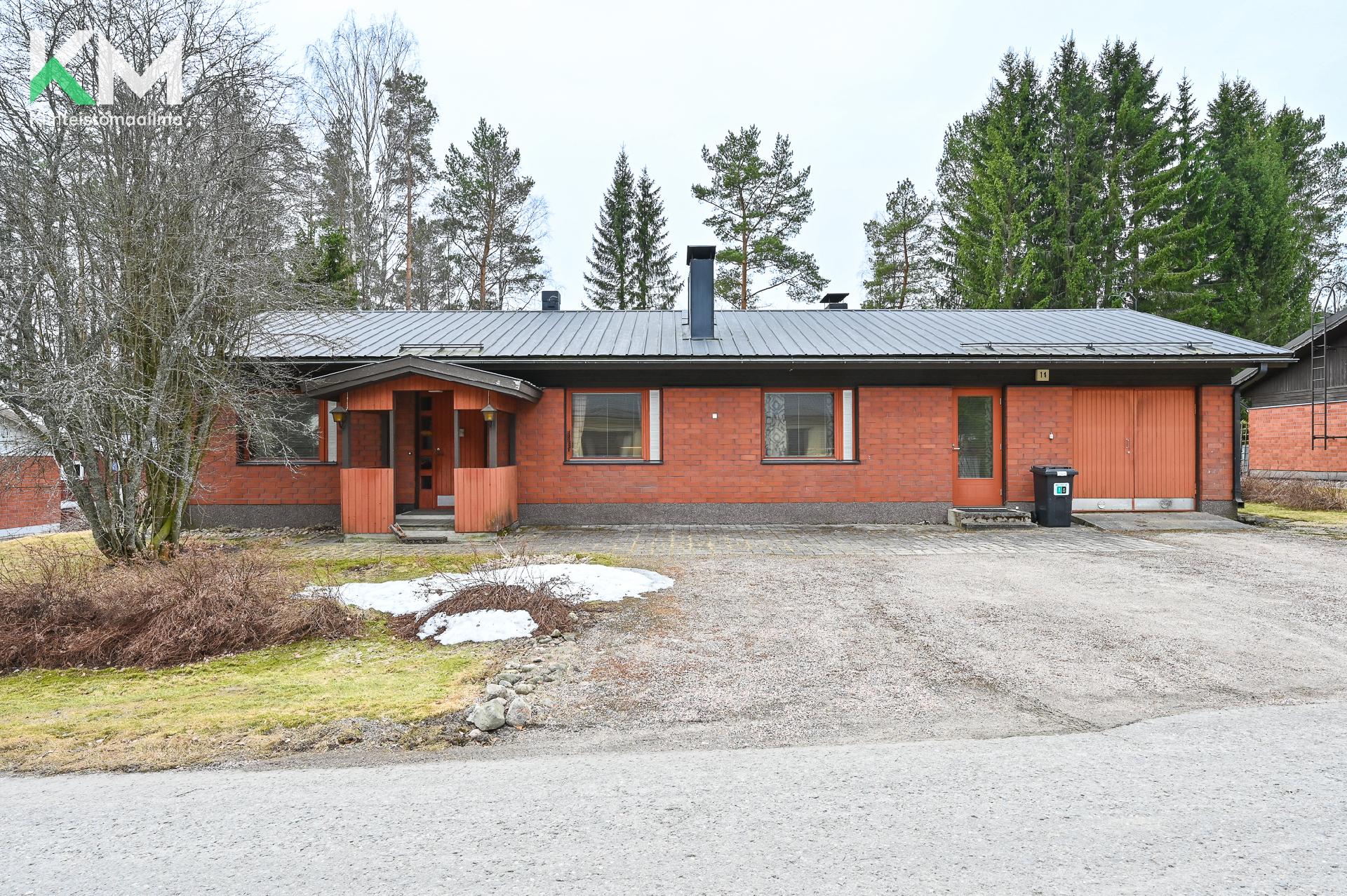Pihkapolku 14, Jyrä, Kurikka