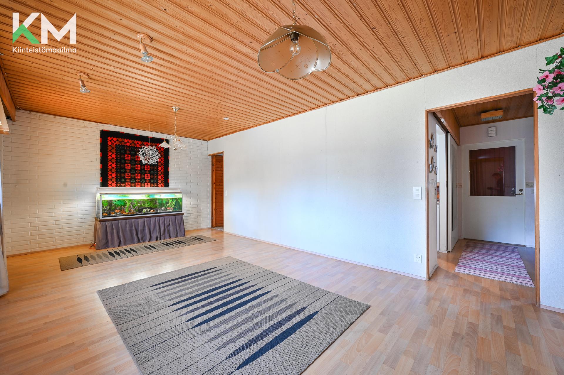 Pihkapolku 14, Jyrä, Kurikka