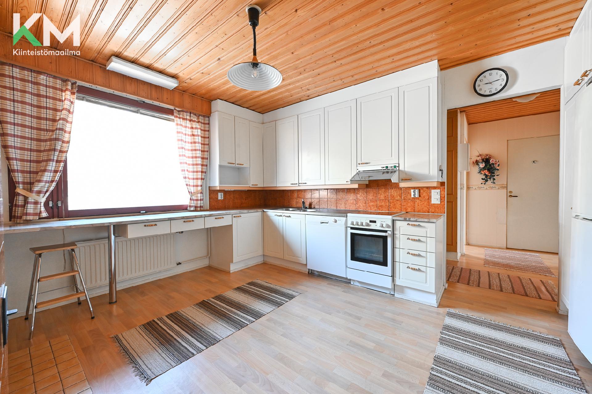 Pihkapolku 14, Jyrä, Kurikka