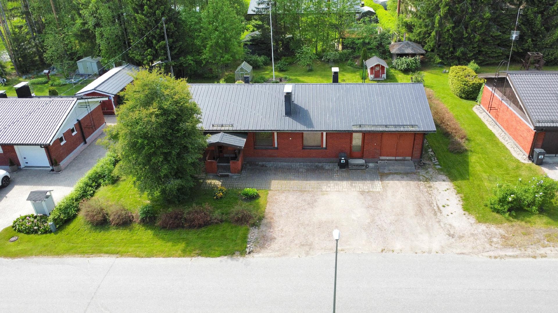 Pihkapolku 14, Jyrä, Kurikka
