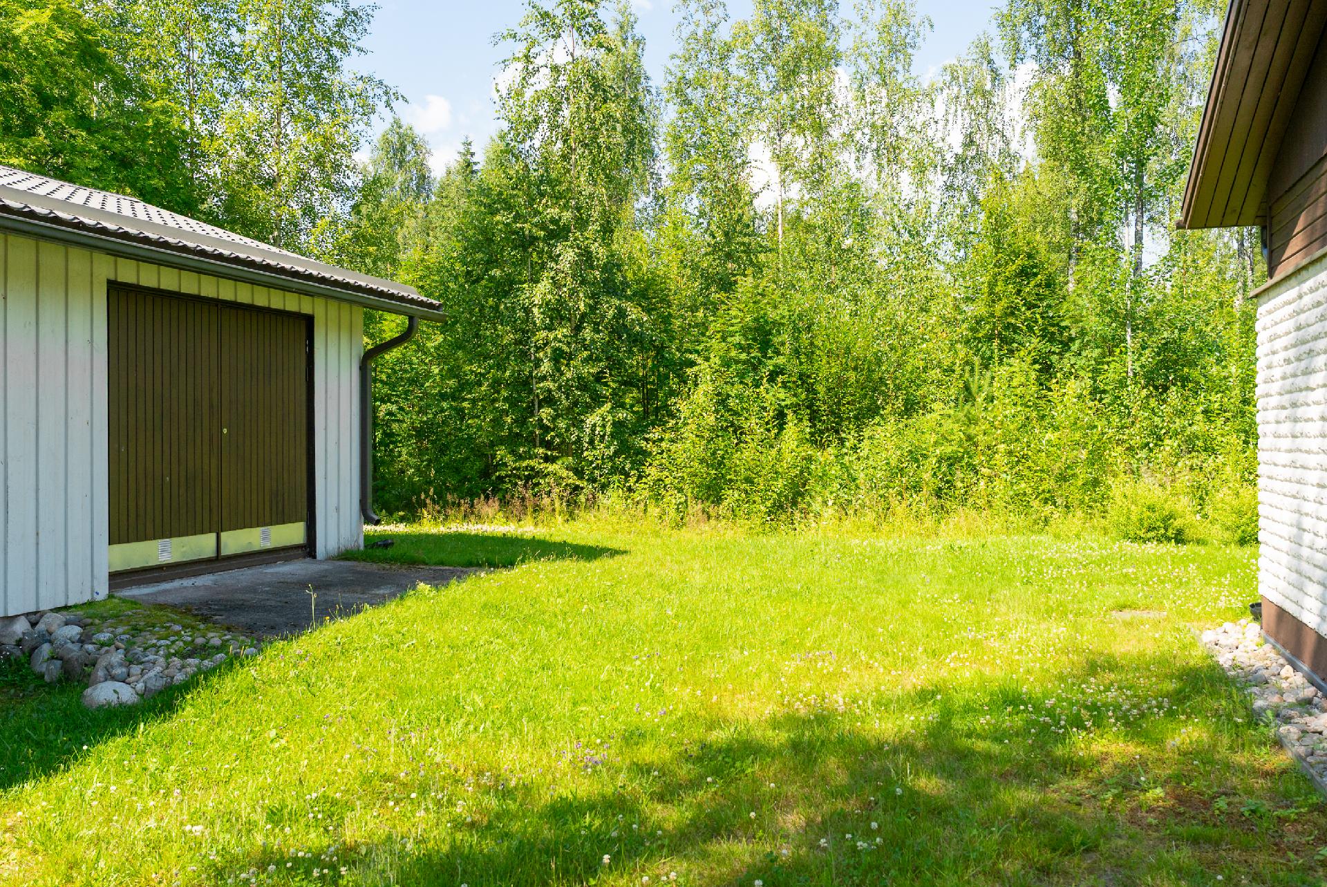 Joutsenkuja 1, Viitasaari