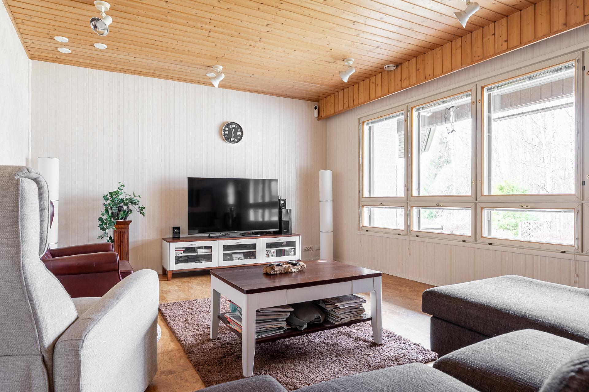 Hietalantie 6, Toivala, Siilinjärvi