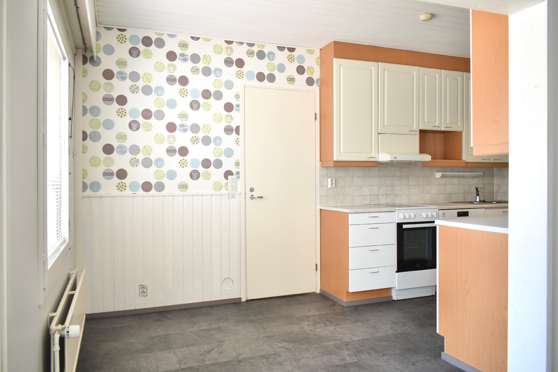 Lohenpyrstö 26, Kettu, Kajaani