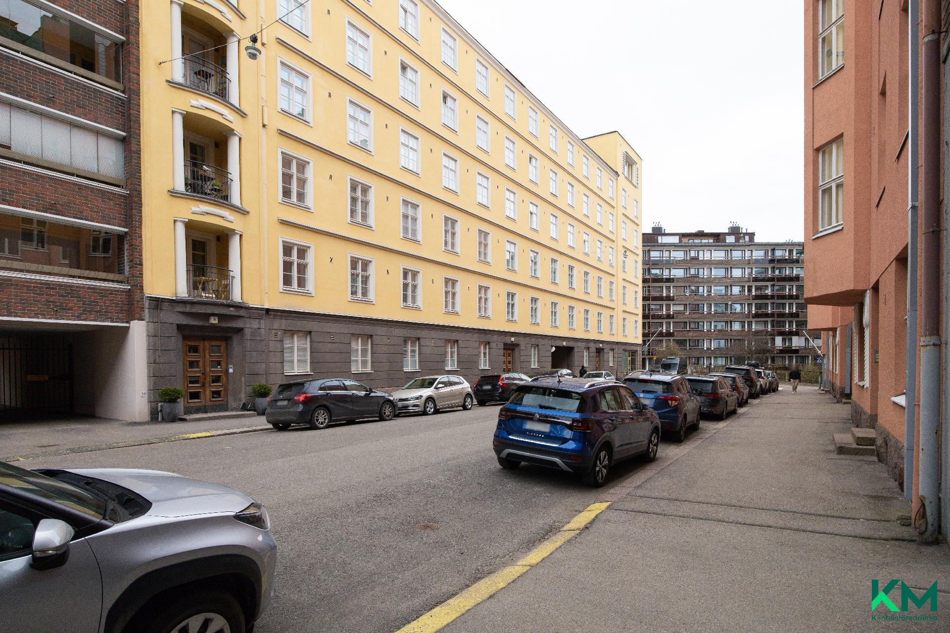 Pietarinkatu 1, Ullanlinna, Helsinki