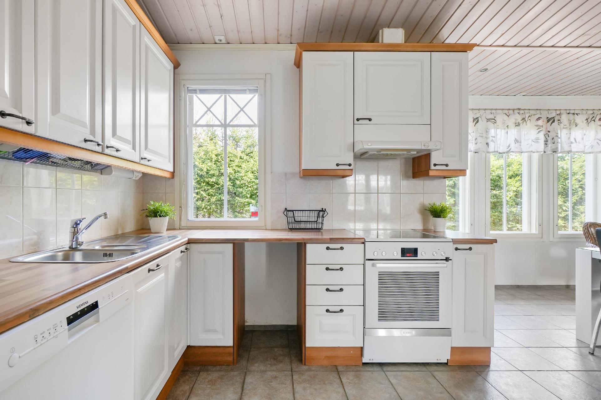 Peltosaarenkatu 18, Peltosaari, Riihimäki