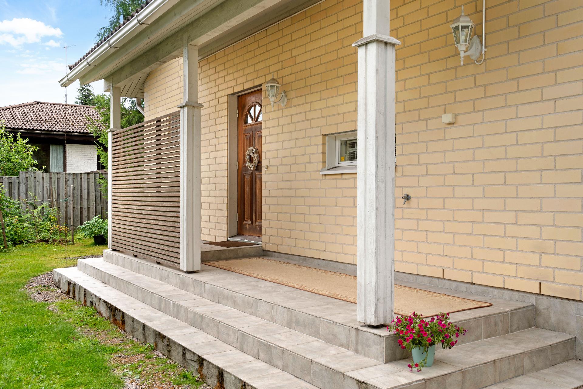 Tapiontie 9 C, Laaksolahti, Espoo