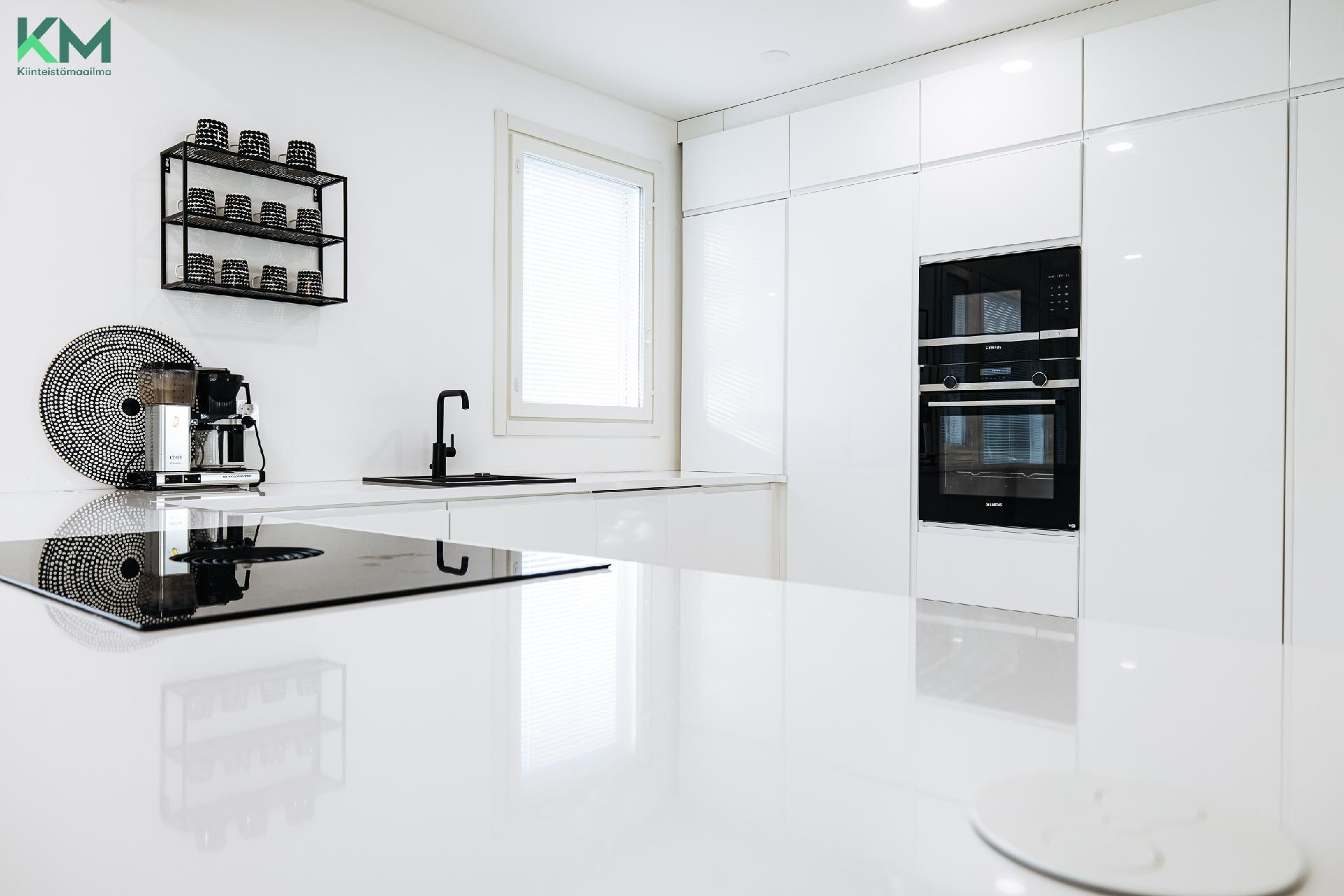 Puolatie 5, Hyllykallio, Seinäjoki