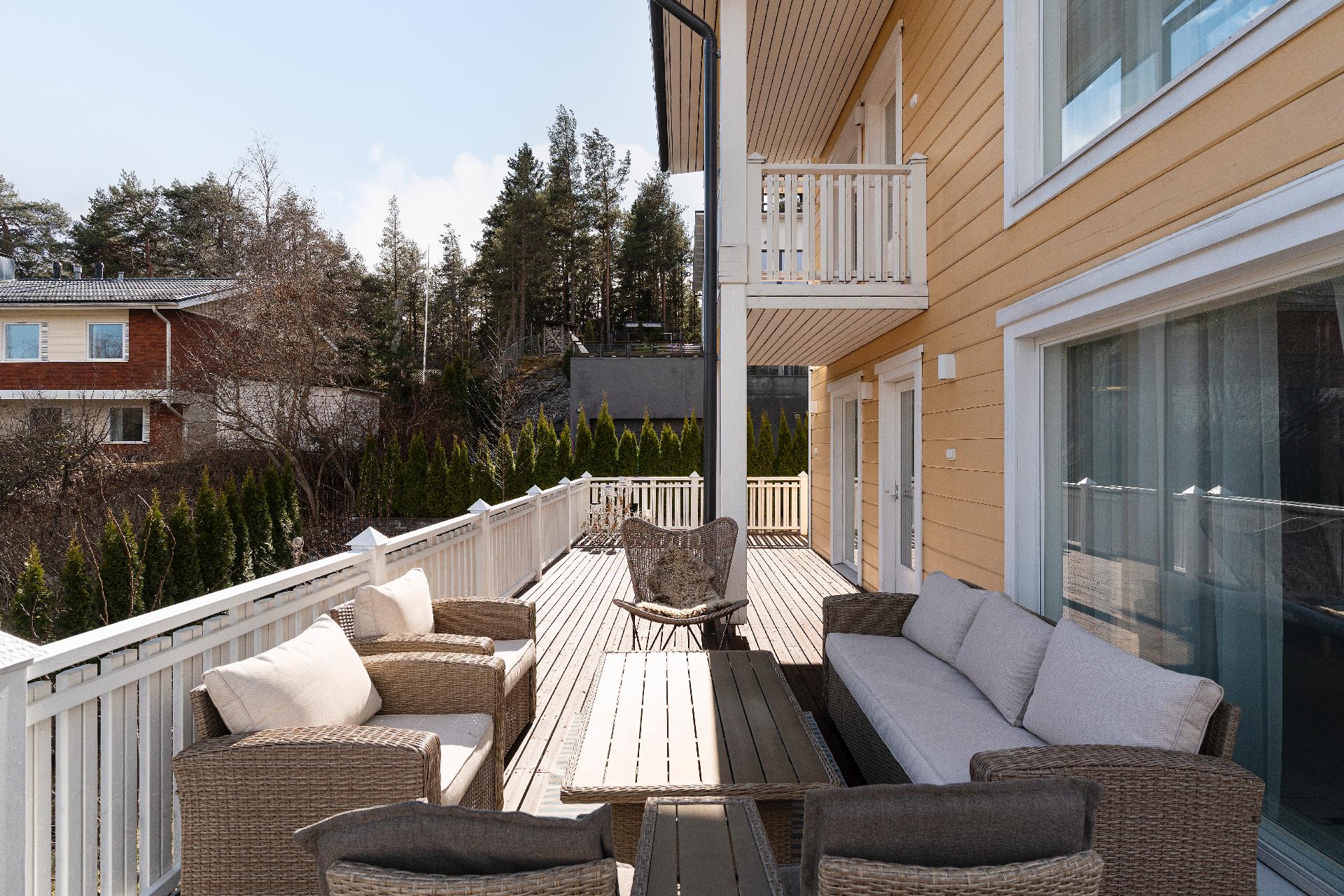 Rannikkolaivurintie 5 B, Jollas, Helsinki