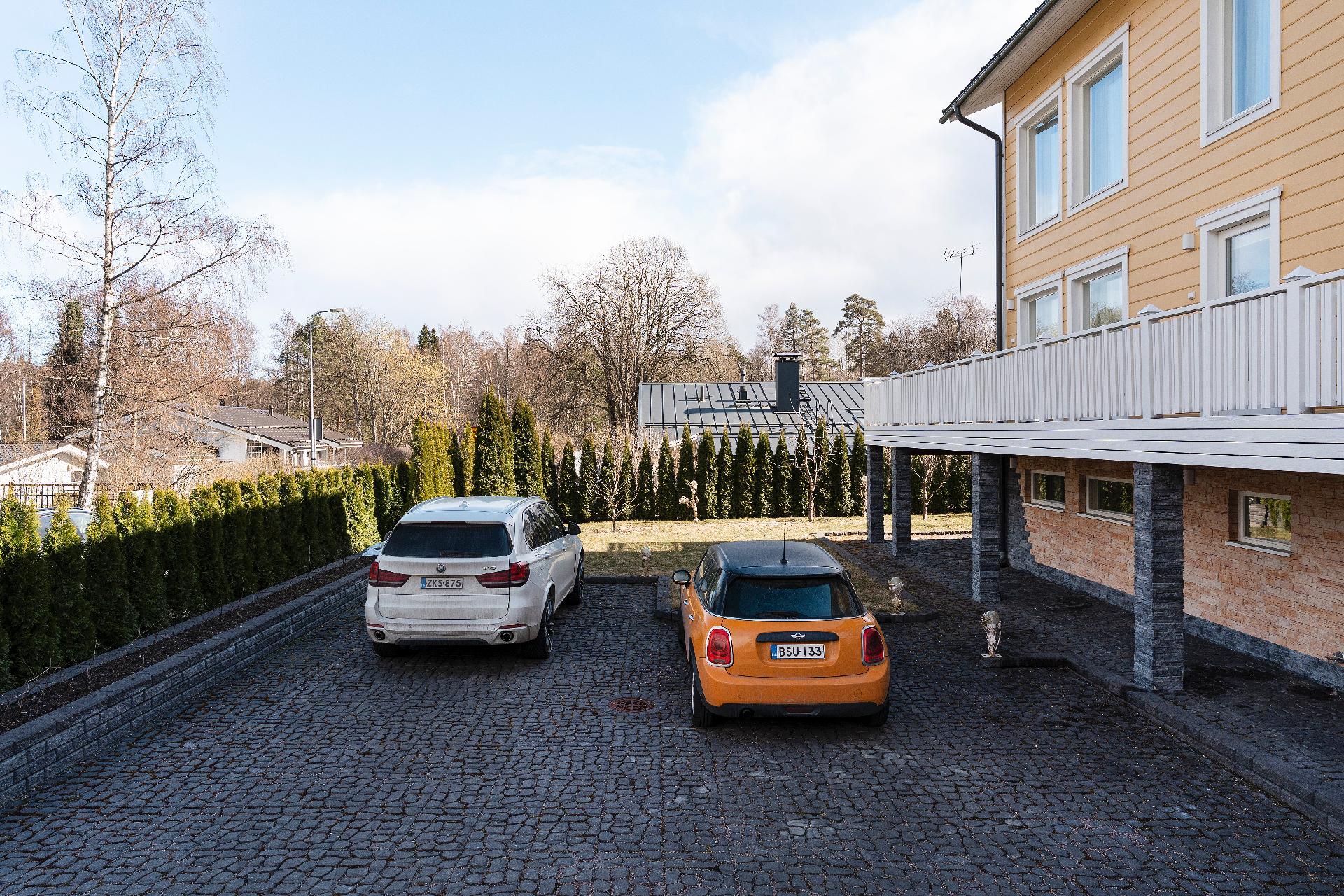 Rannikkolaivurintie 5 B, Jollas, Helsinki