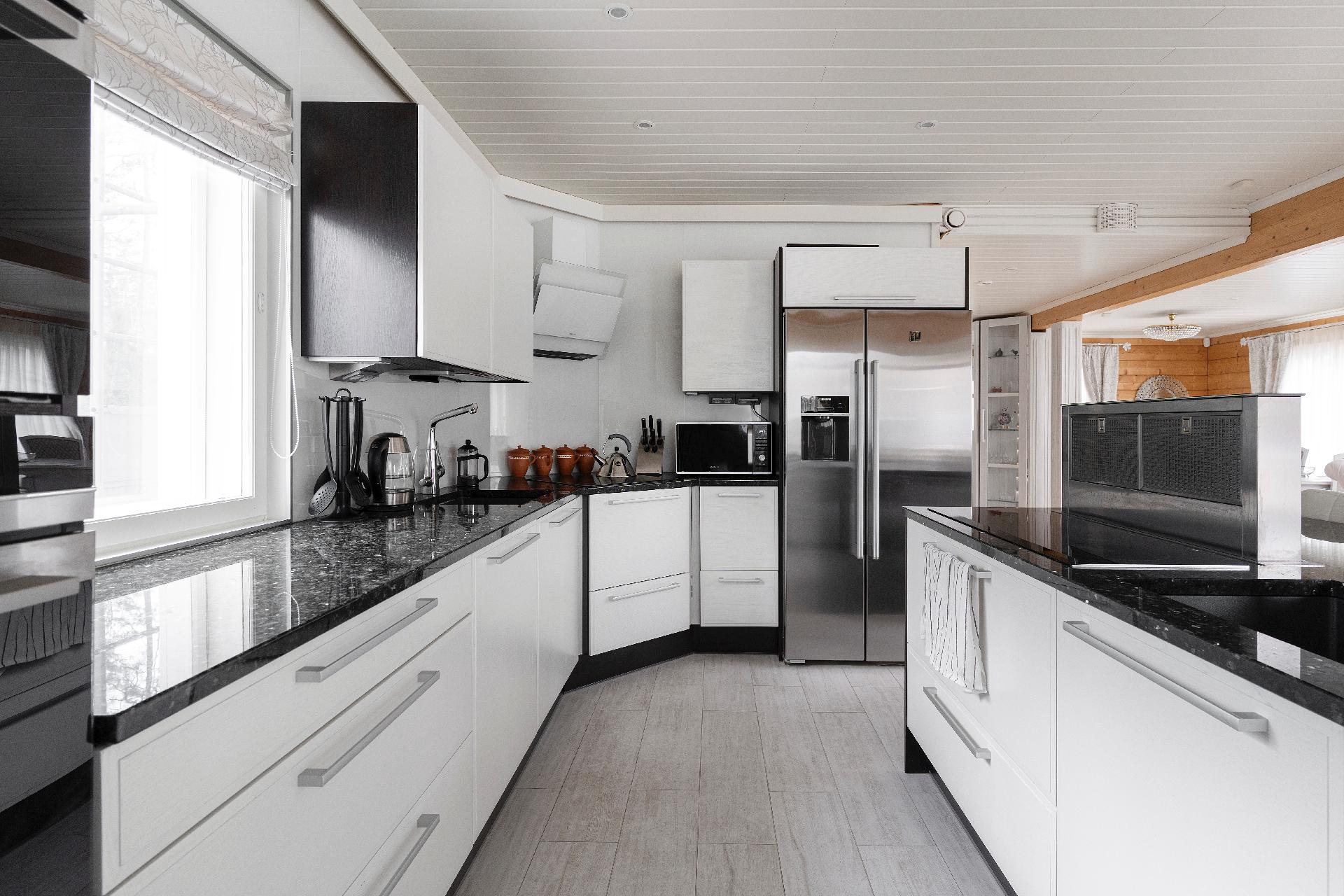 Rannikkolaivurintie 5 B, Jollas, Helsinki