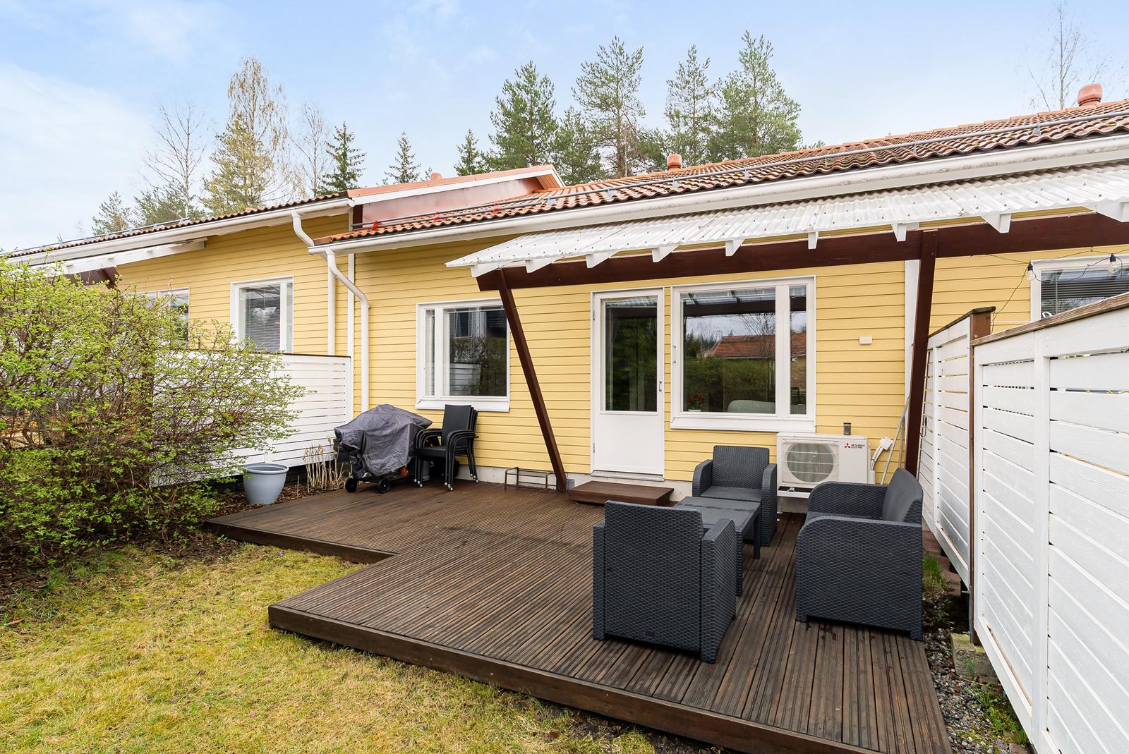 Kuutamotie 3, Tapainlinna, Hyvinkää