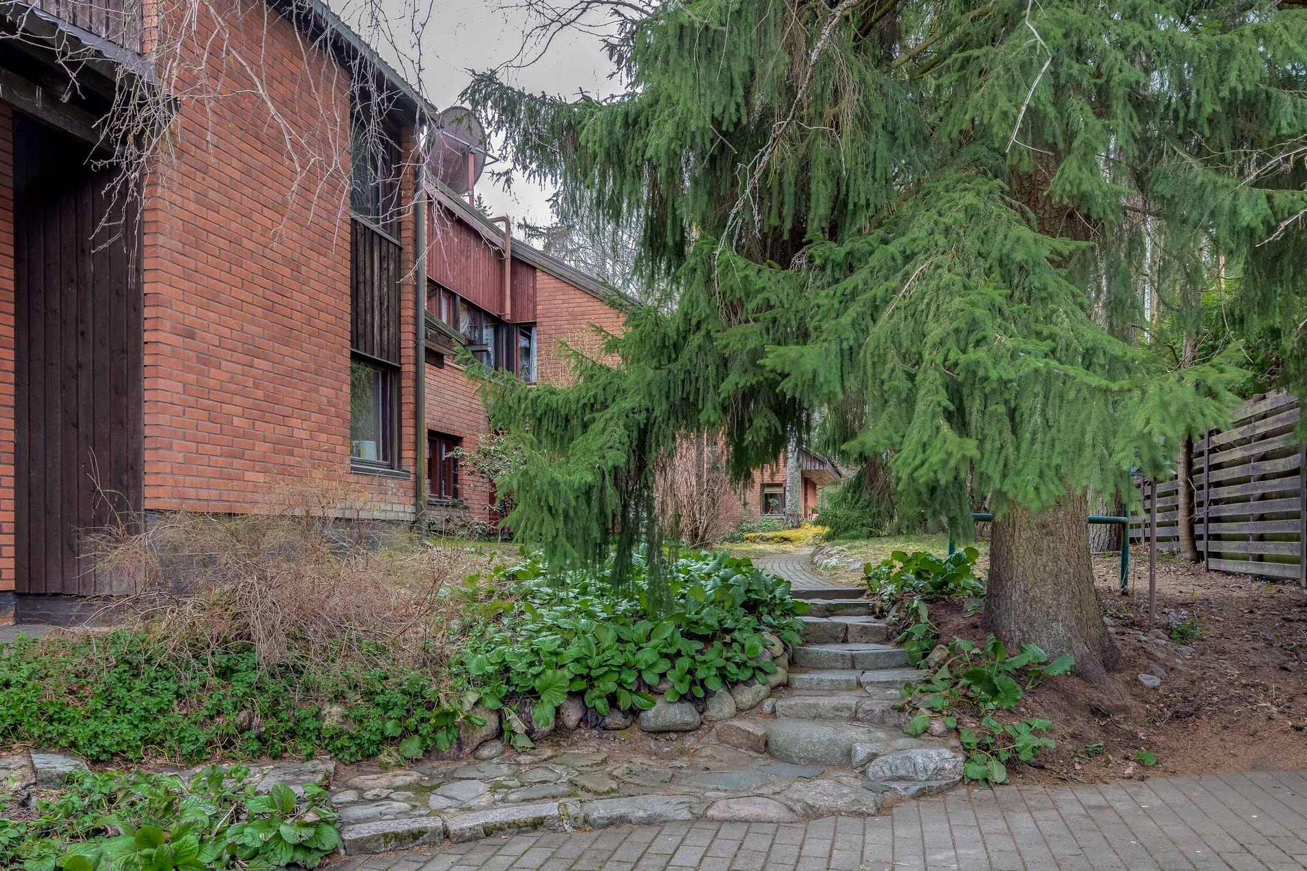 Tuohimäentie 92a, Paloheinä, Helsinki