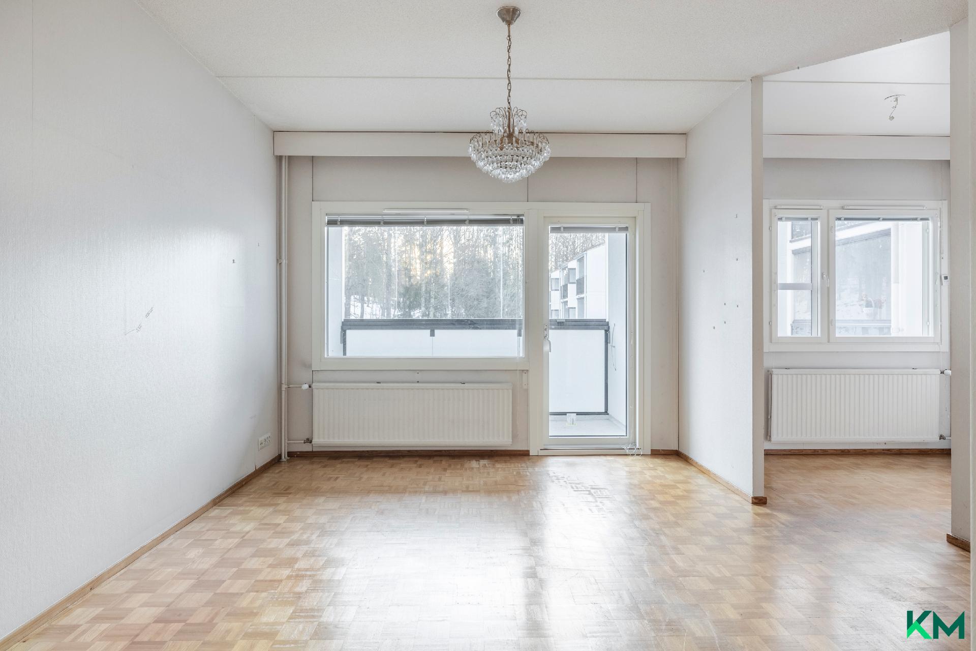 Näkymä alkovista parvekkeelle
