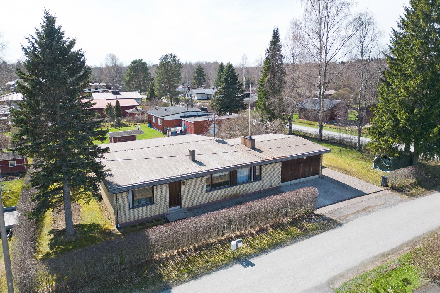 Hiesutie 9, Vuorentausta, Ylöjärvi