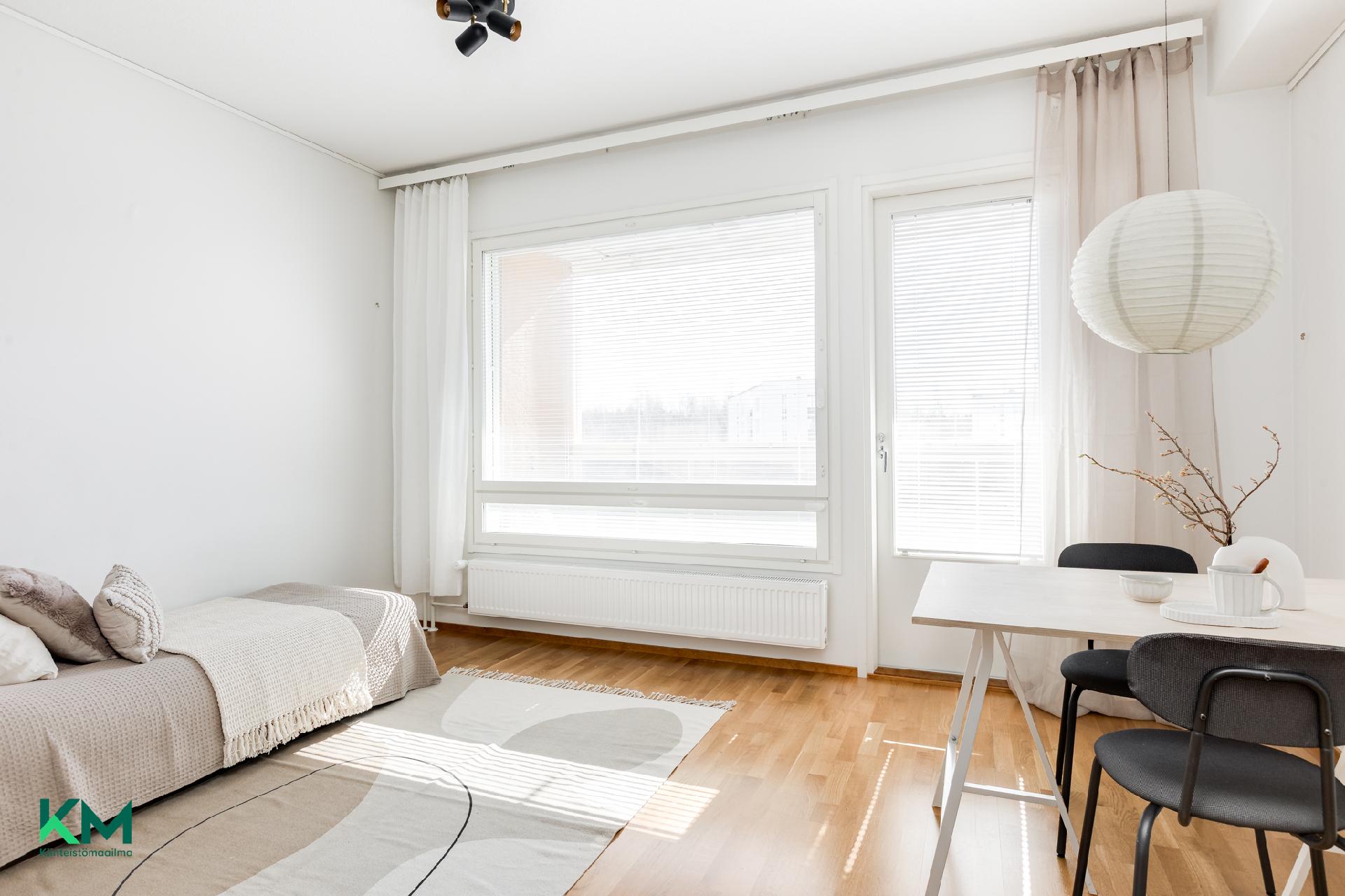 Kauppalinnankatu 1, Linnanmaa, Oulu