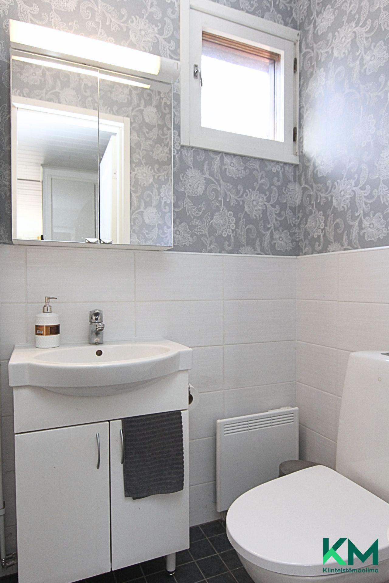 Helminkuja 4, Parpolanrinne, Orivesi