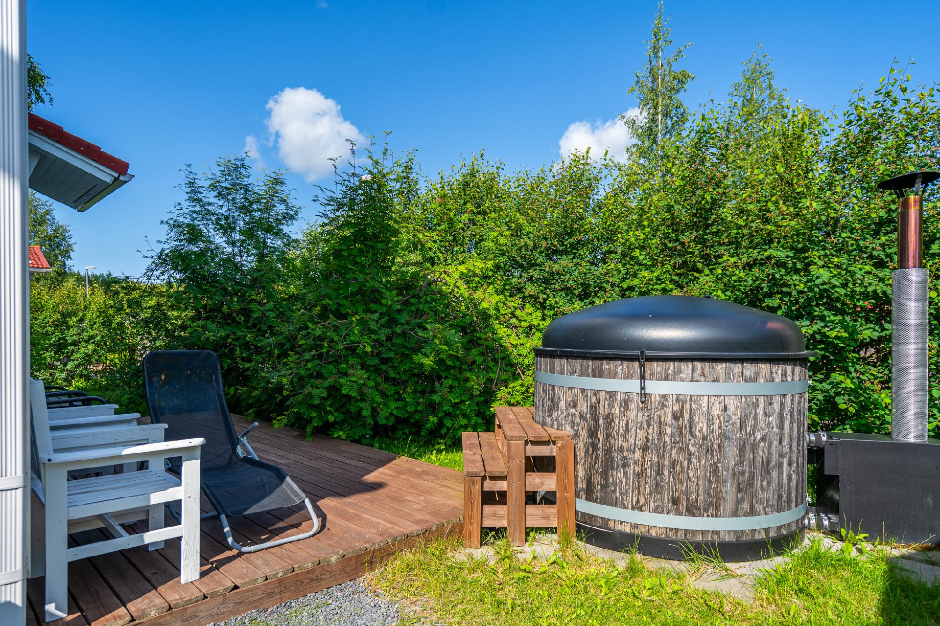 Otsontie 6, Kärjenniemi, Valkeakoski