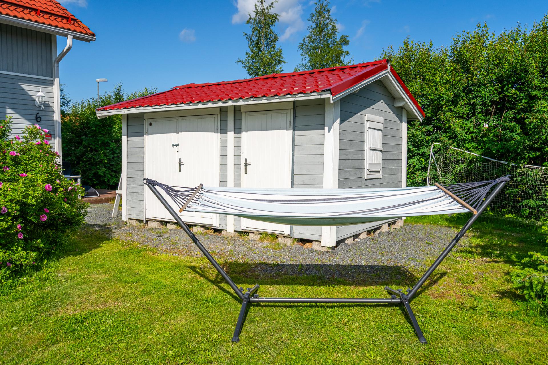 Otsontie 6, Kärjenniemi, Valkeakoski