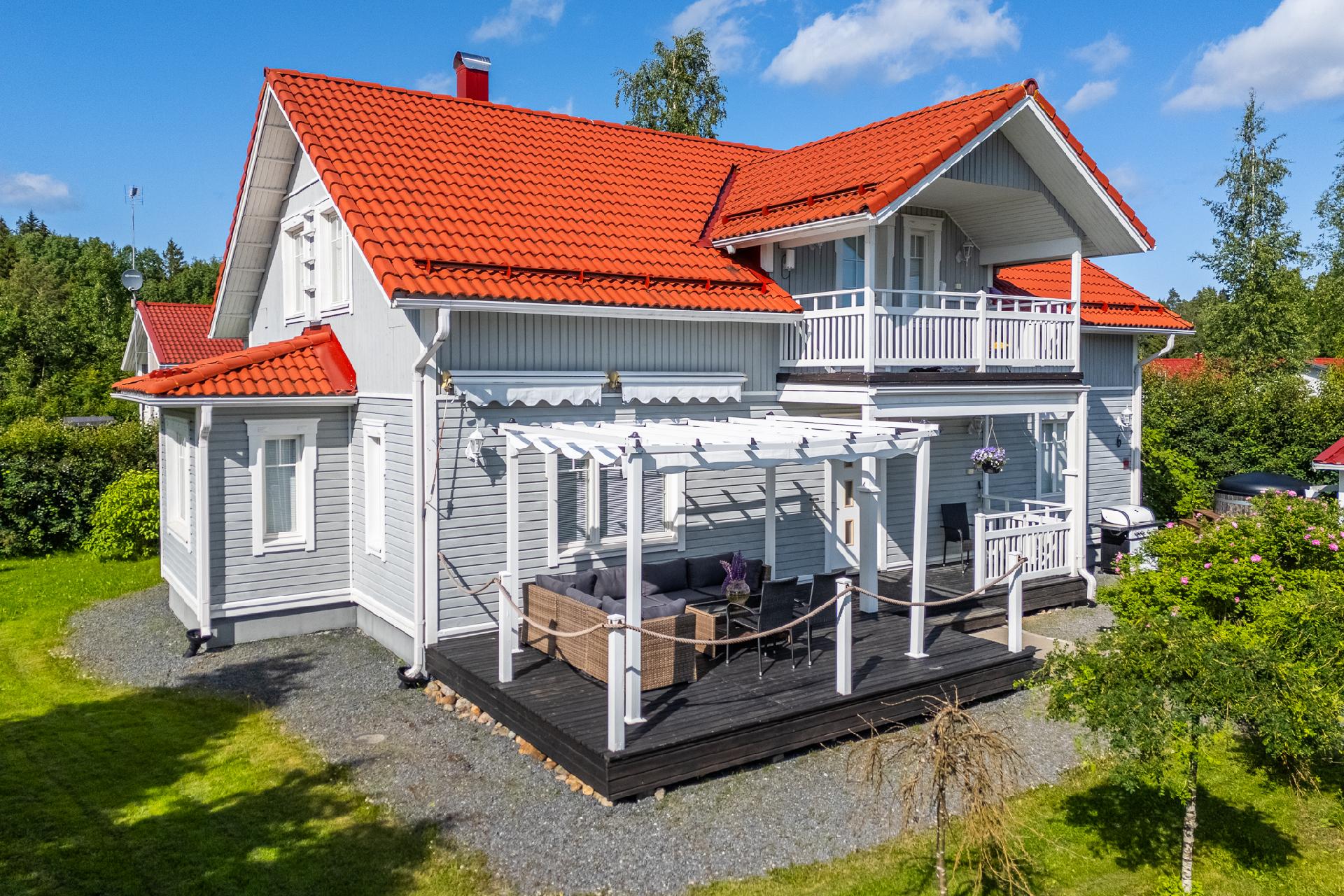 Otsontie 6, Kärjenniemi, Valkeakoski