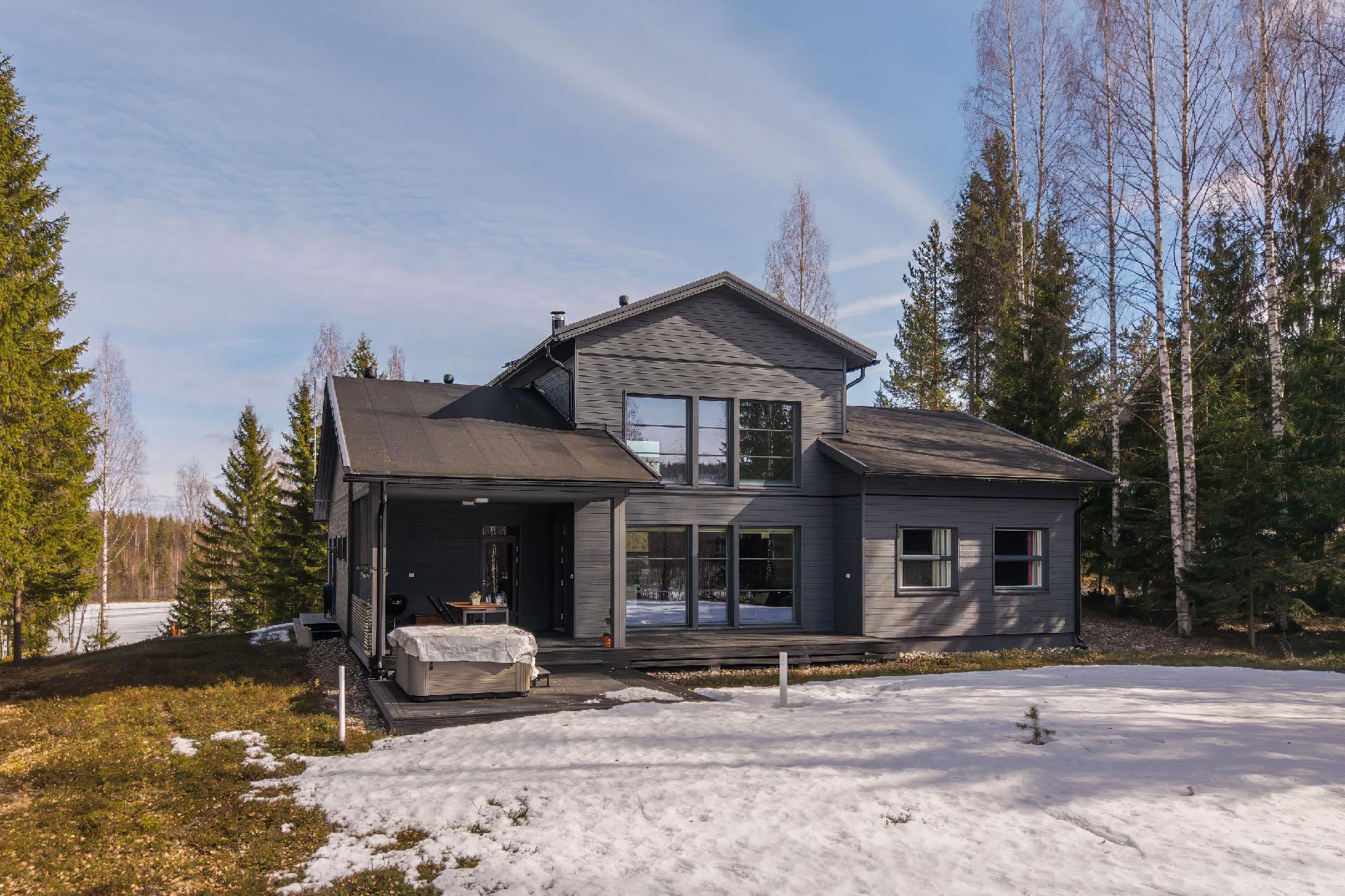 Kultarannantie 7, Tahkovuori, Kuopio