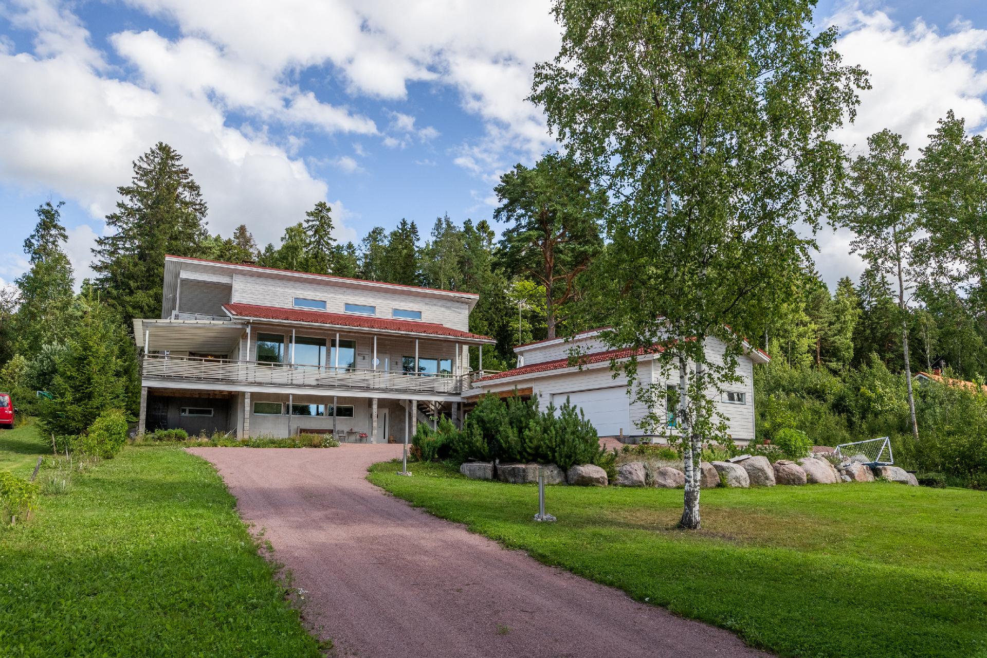 Sudenpolku 12, Sjundby Gård, Siuntio