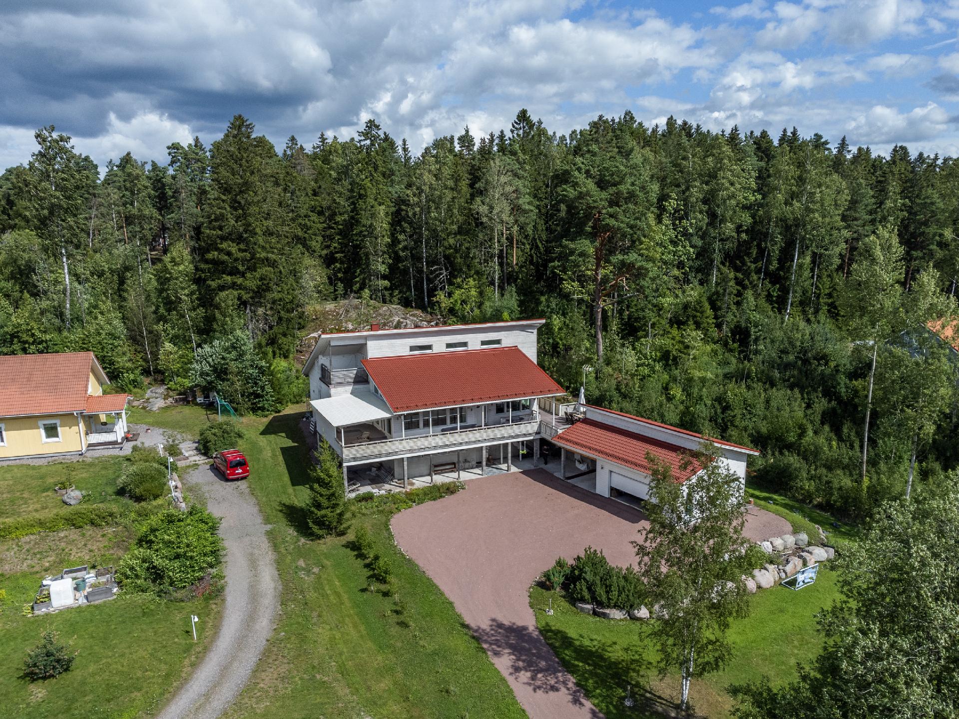 Sudenpolku 12, Sjundby Gård, Siuntio