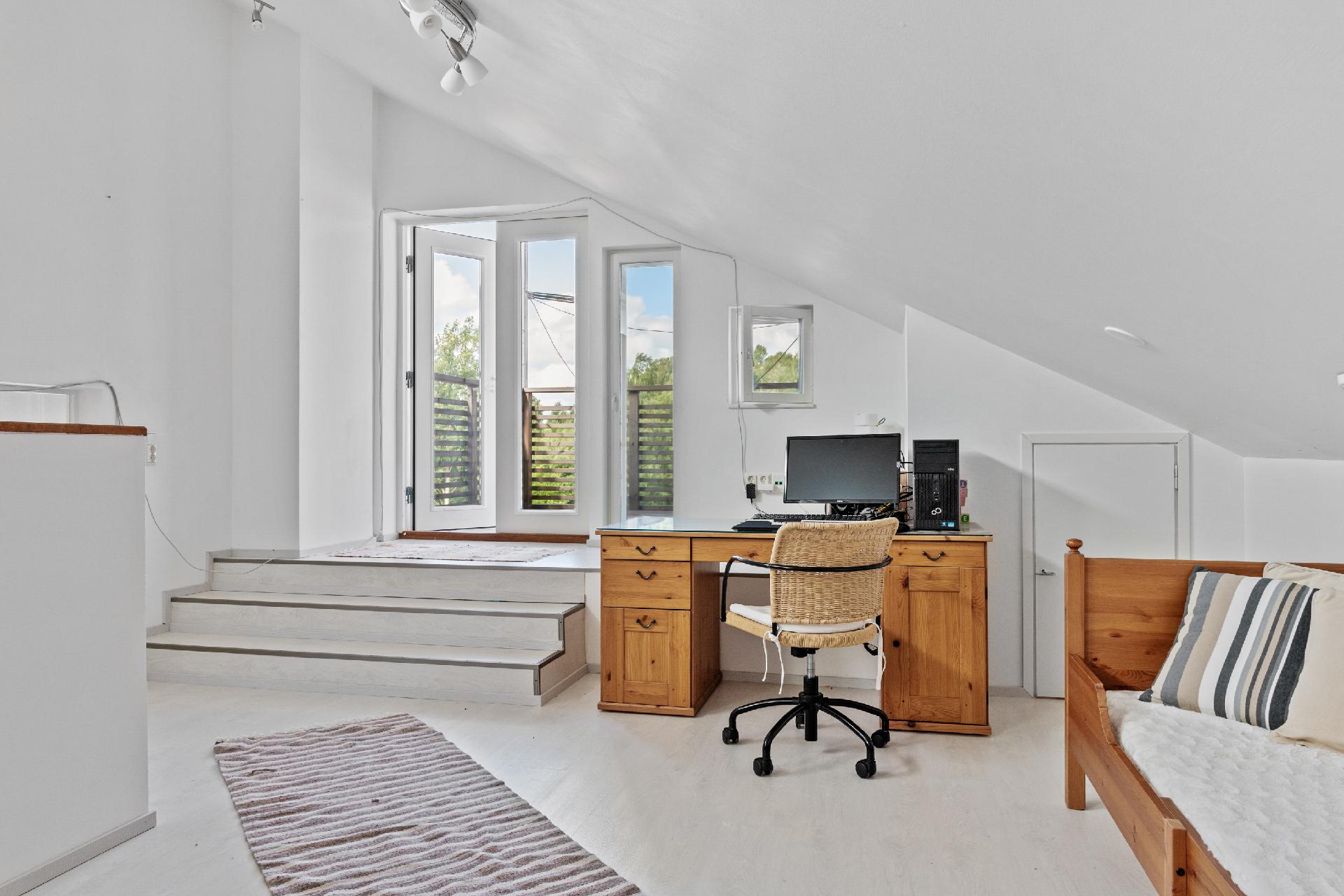 Sudenpolku 12, Sjundby Gård, Siuntio