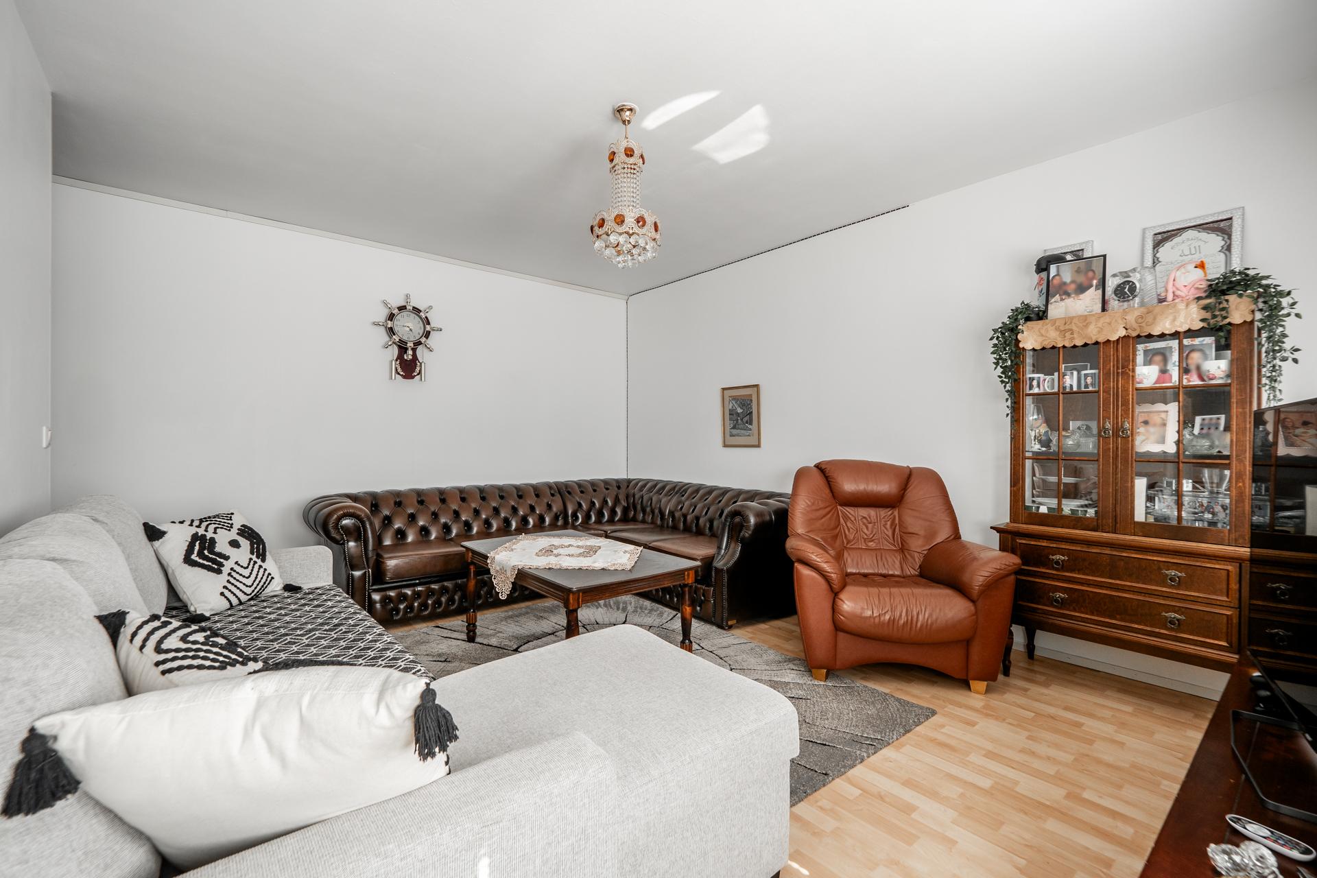 Järvitie 8, Puolivälinkangas, Oulu