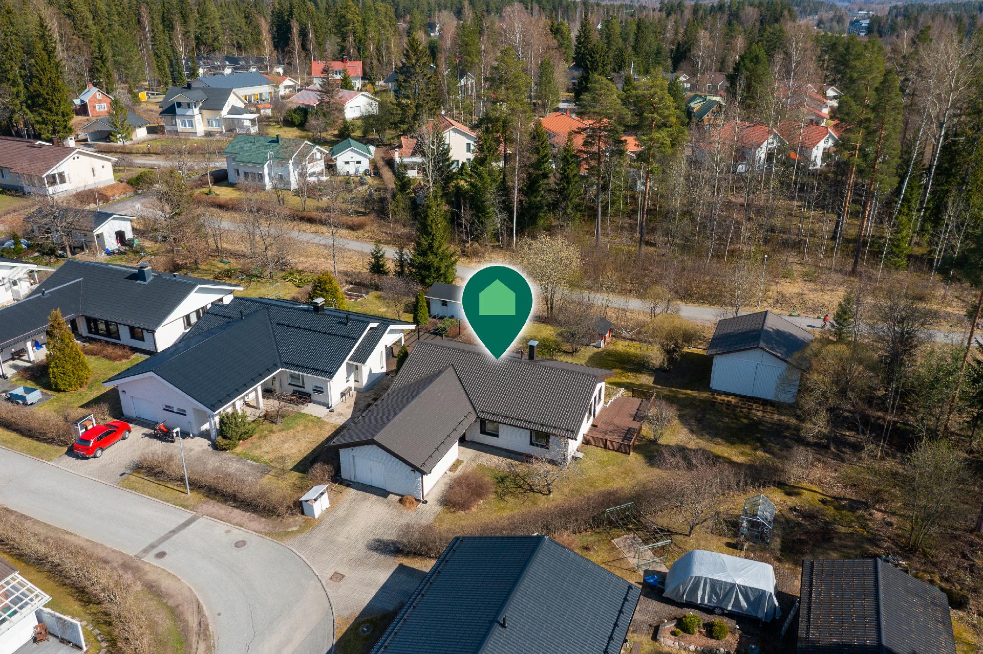 Tikka-Mikonmutka 11, Ristonmaa, Jyväskylä