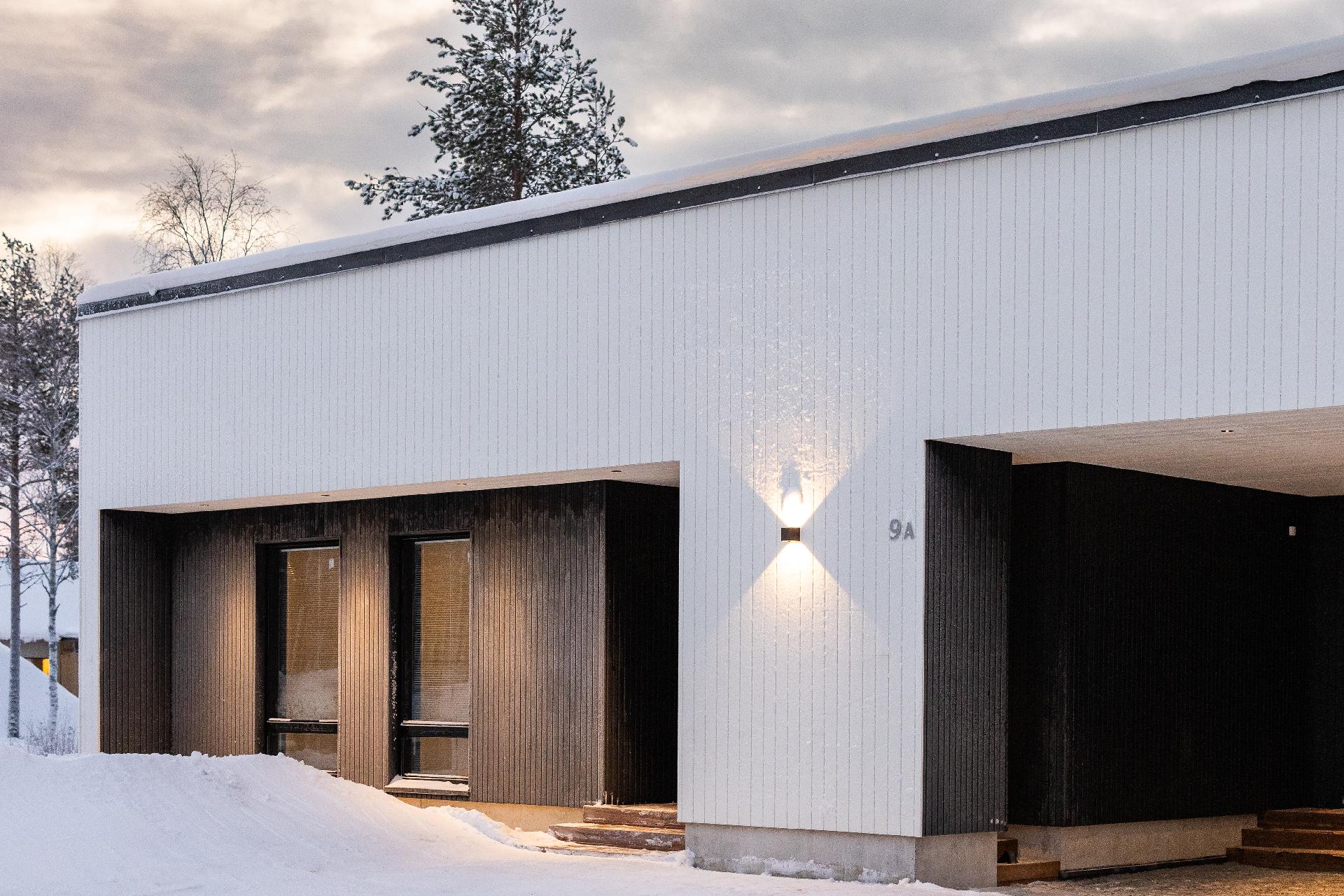 Kuva vastaavasta valmiista talosta