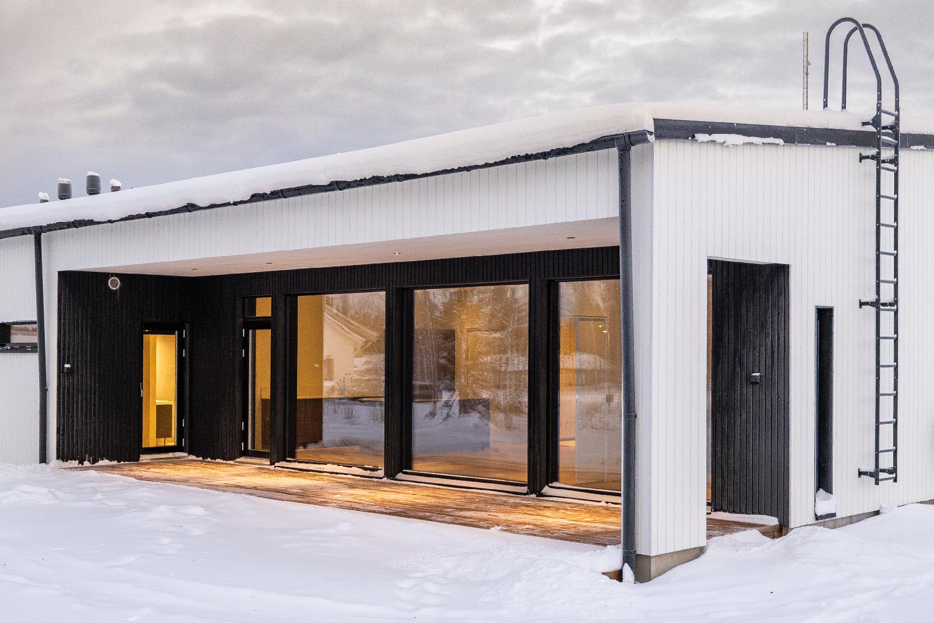 Kuva vastaavasta valmiista talosta