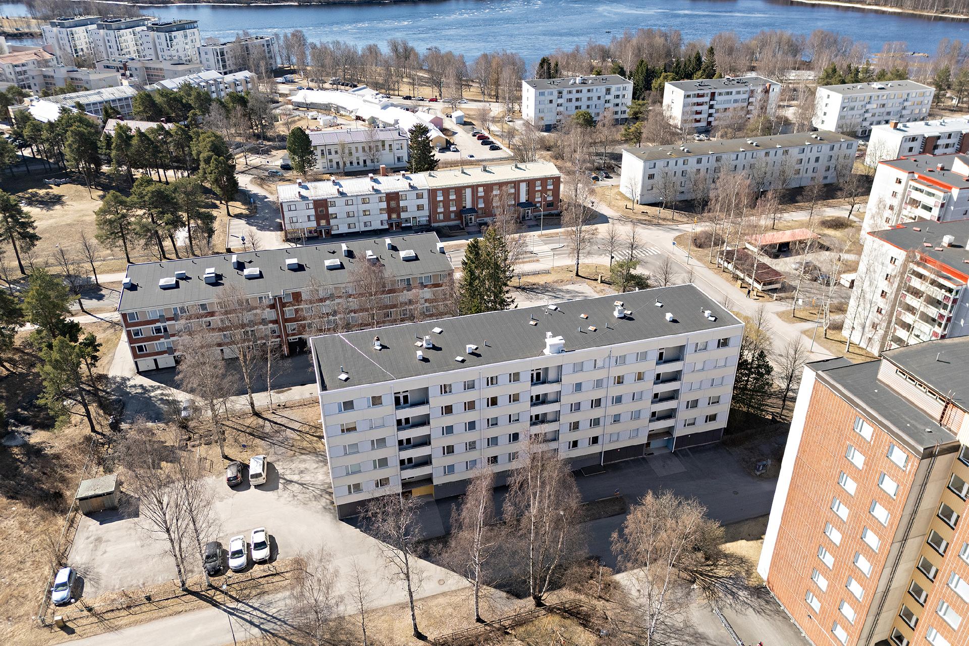 Kitimenpolku 22, Tuira, Oulu