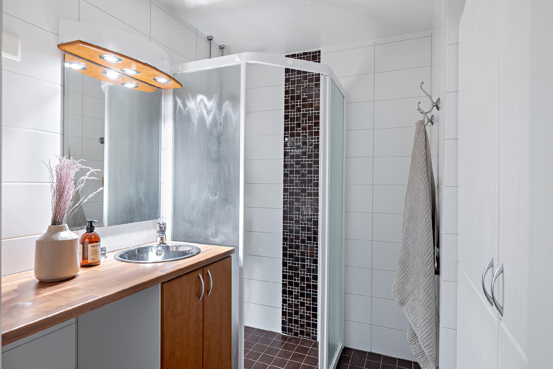 Kitimenpolku 22, Tuira, Oulu