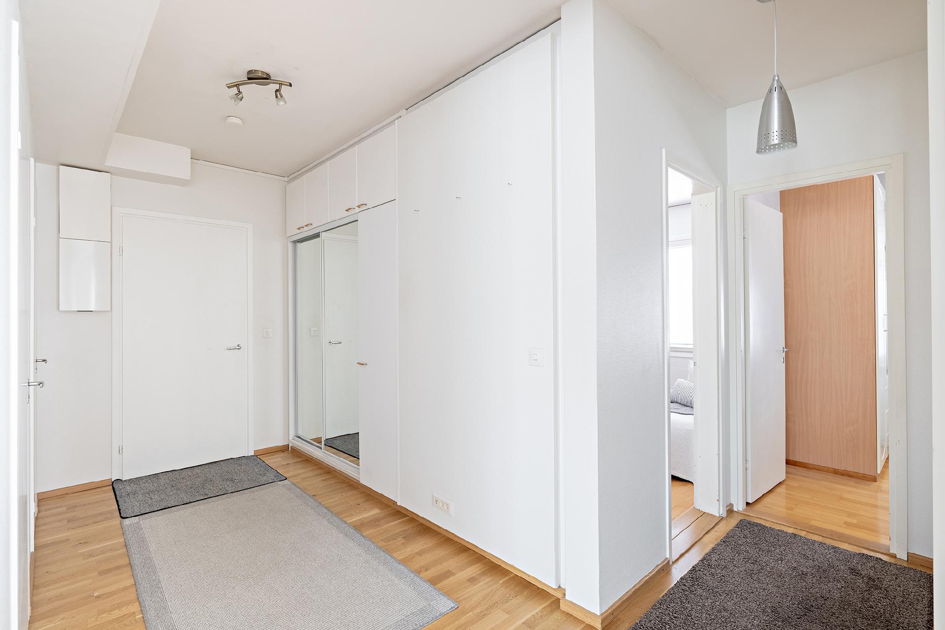 Kitimenpolku 22, Tuira, Oulu