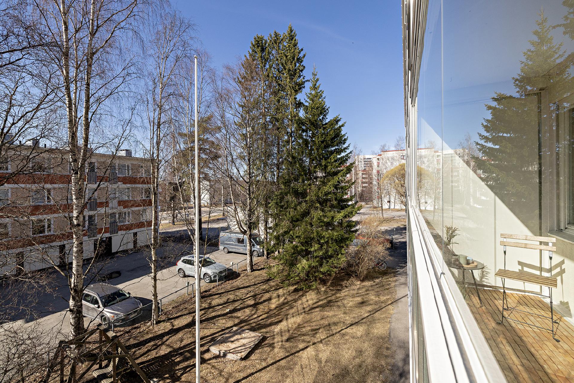 Kitimenpolku 22, Tuira, Oulu