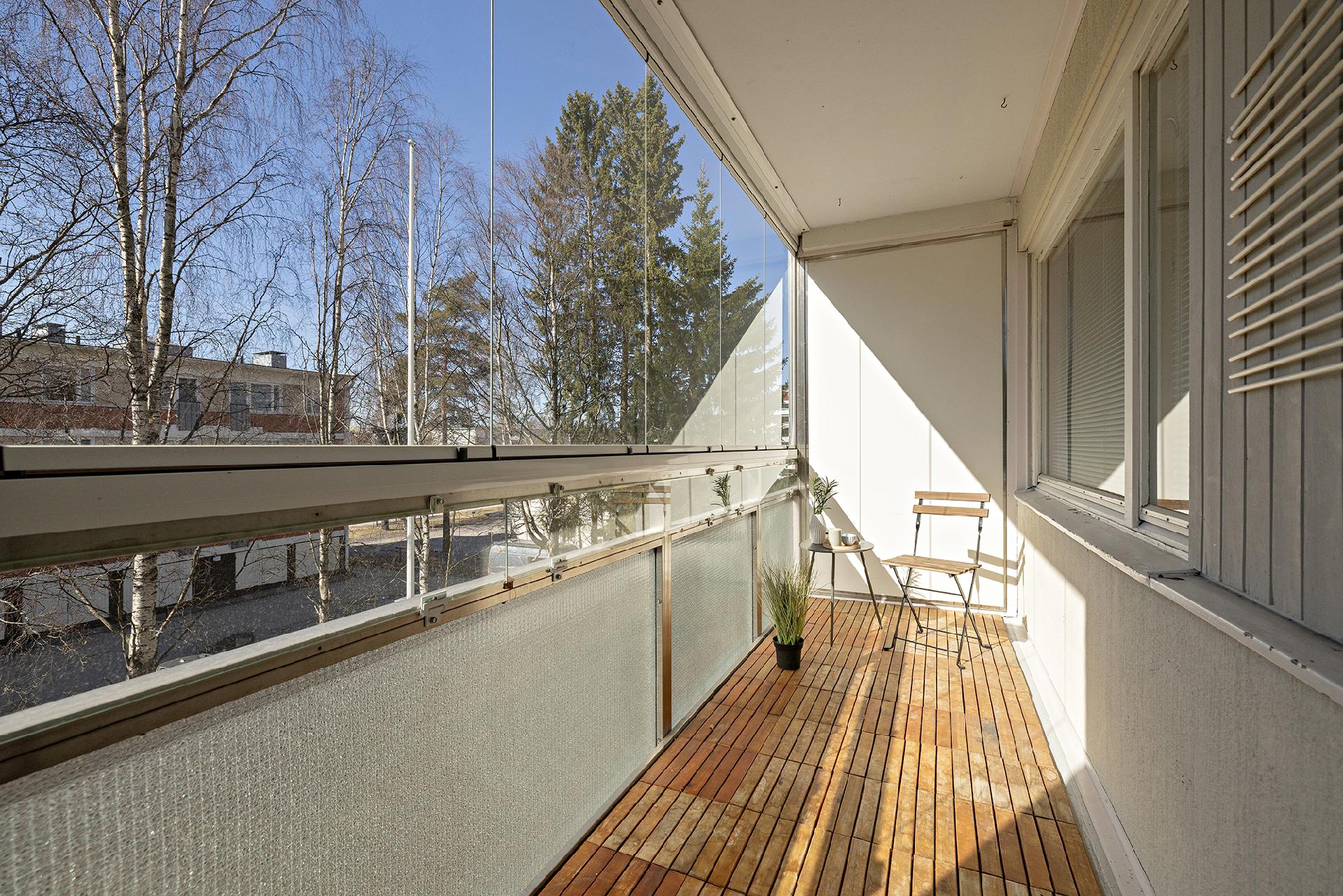 Kitimenpolku 22, Tuira, Oulu